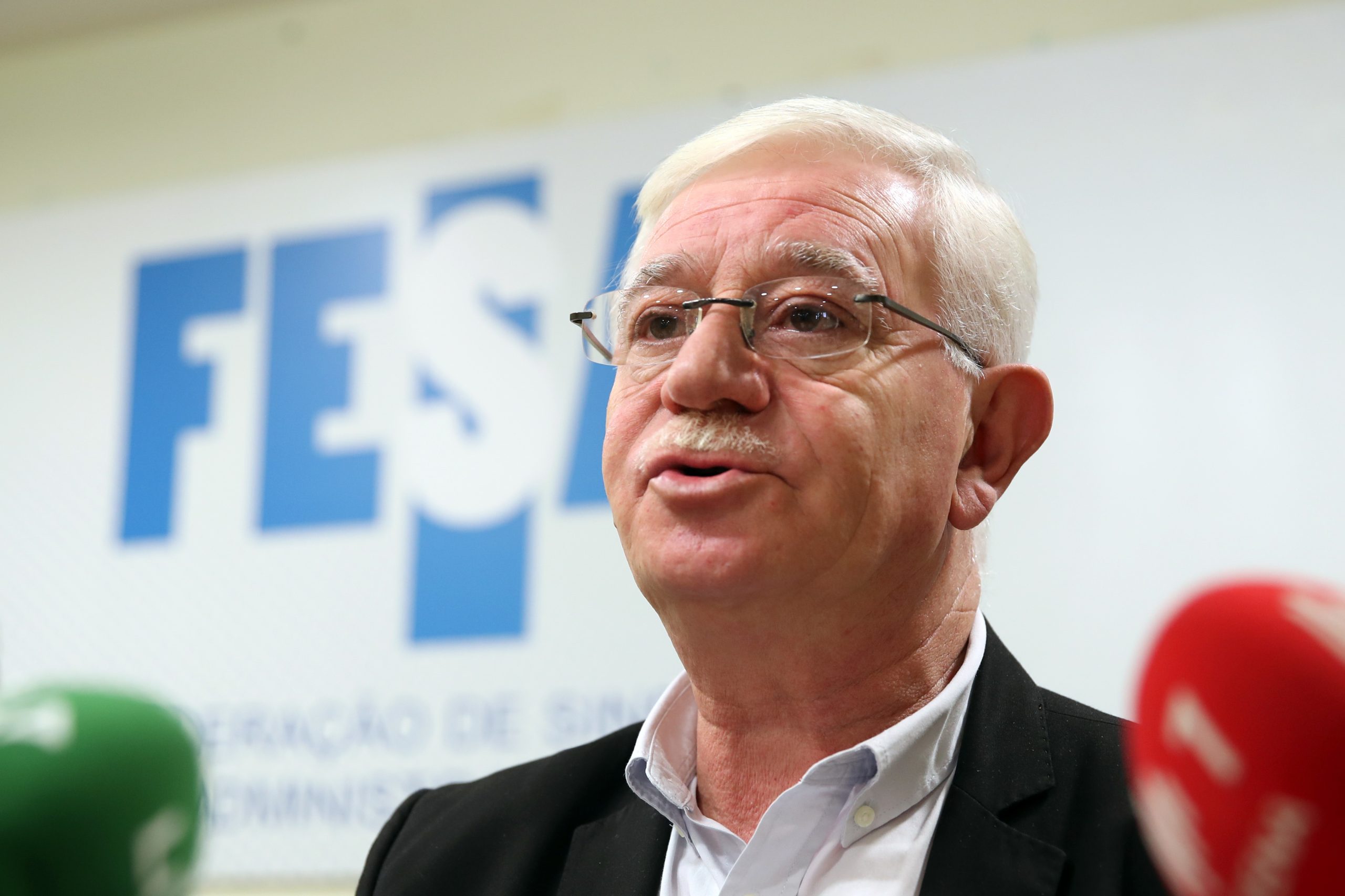 OE2023: Proposta de aumentos é insuficiente mas tem aspetos “valorizáveis”, considera sindicato