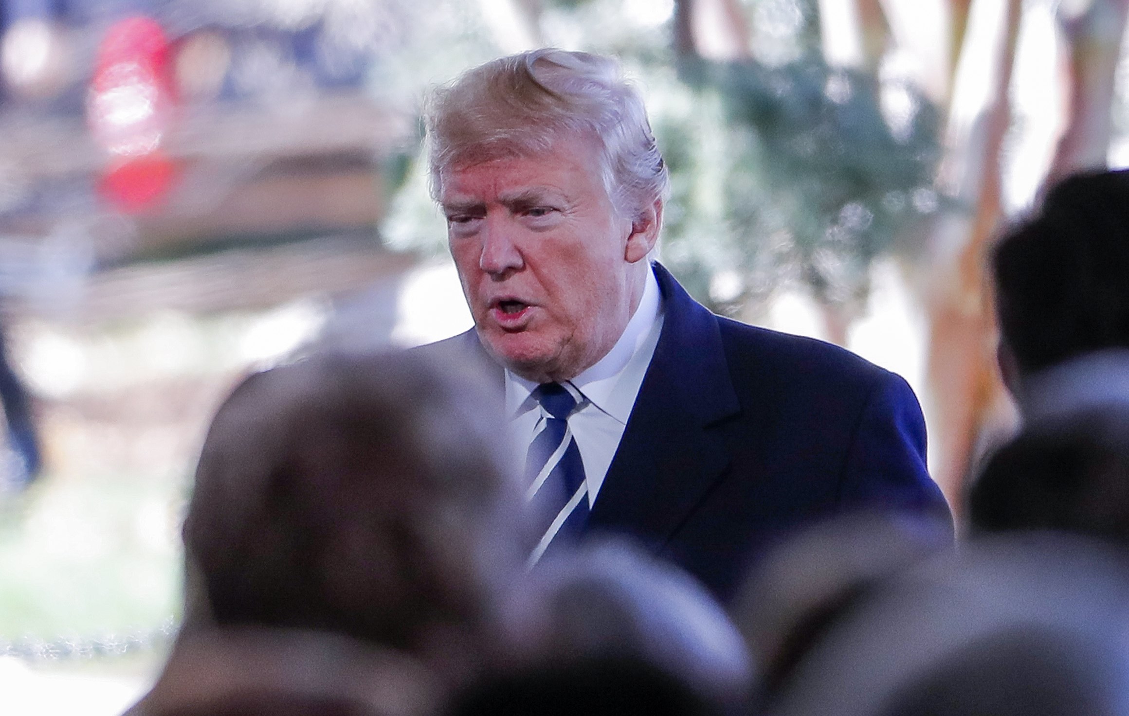 Trump justifica telefonema para Putin com motivos geoestratégicos
