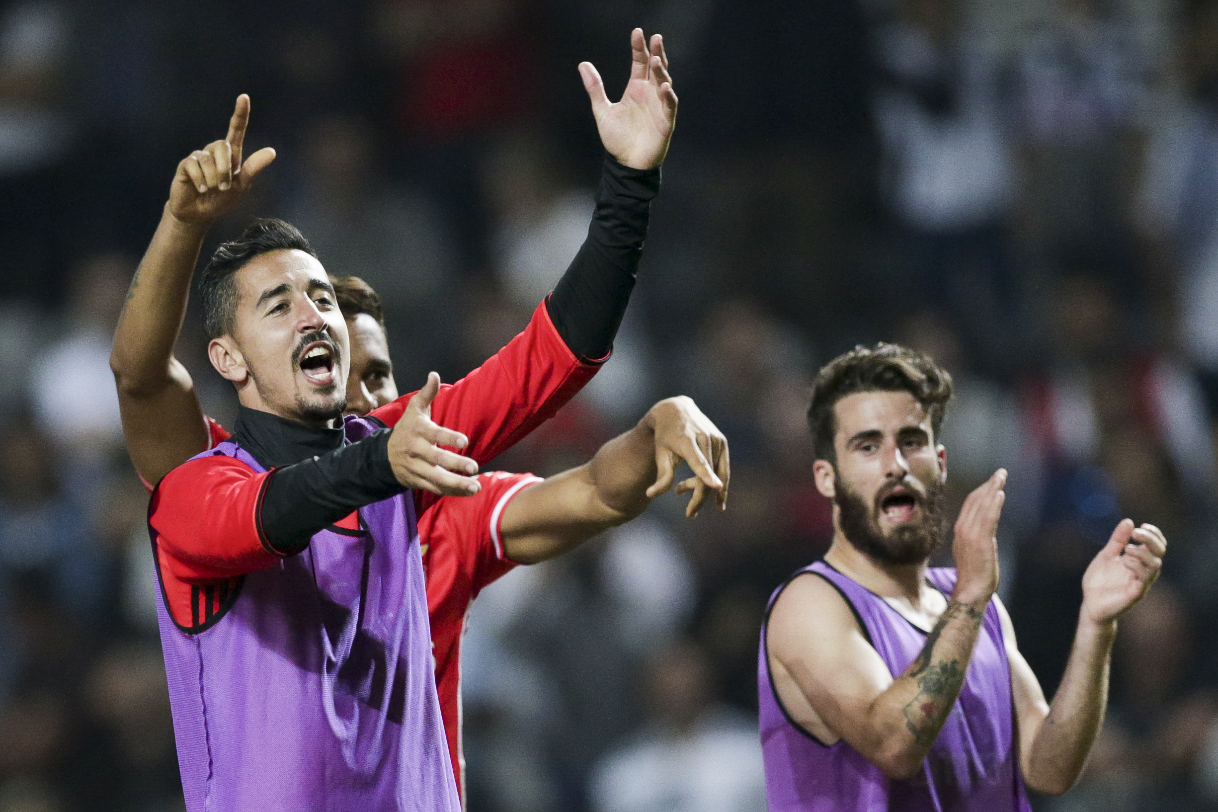 André Almeida fala em dever cumprido após renovação com o Benfica