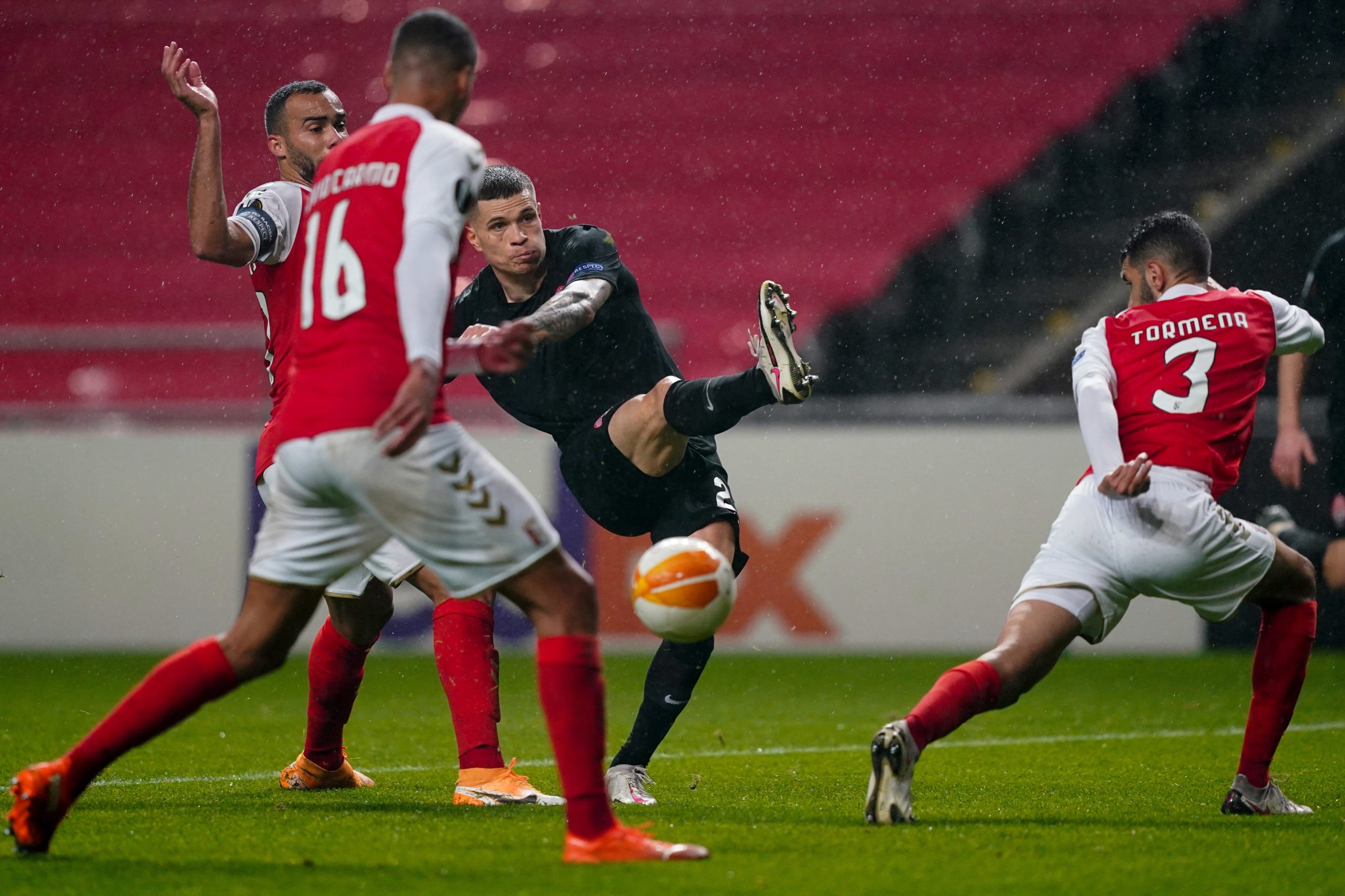 Sporting de Braga vence Zorya, mas falha primeiro lugar no grupo D da Liga Europa