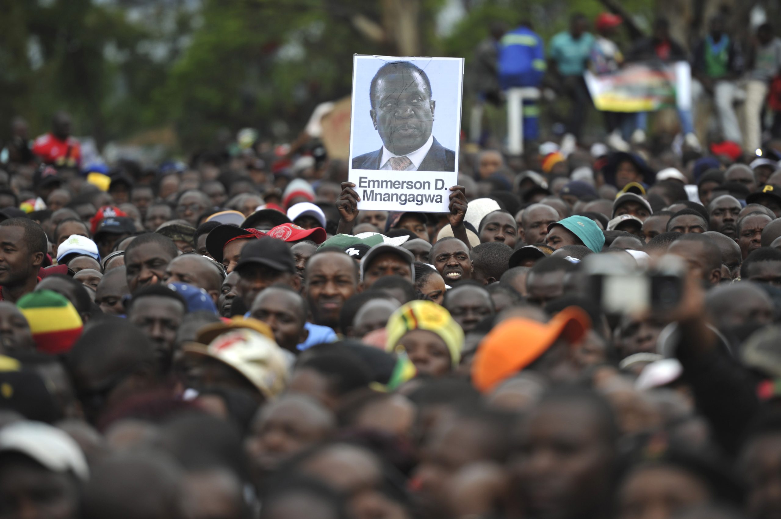 O Zimbabué muda para ficar na mesma