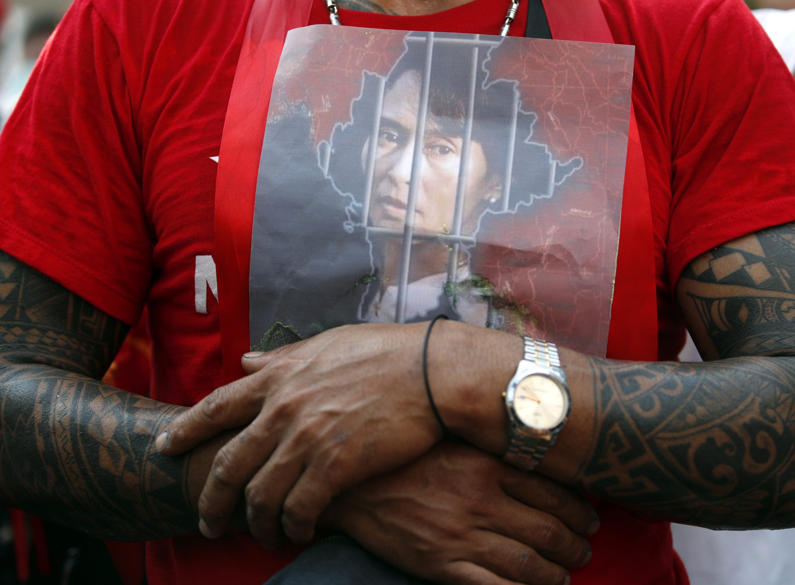 Myanmar: Grupos de direitos humanos exigem libertação de Aung San Suu Kyi