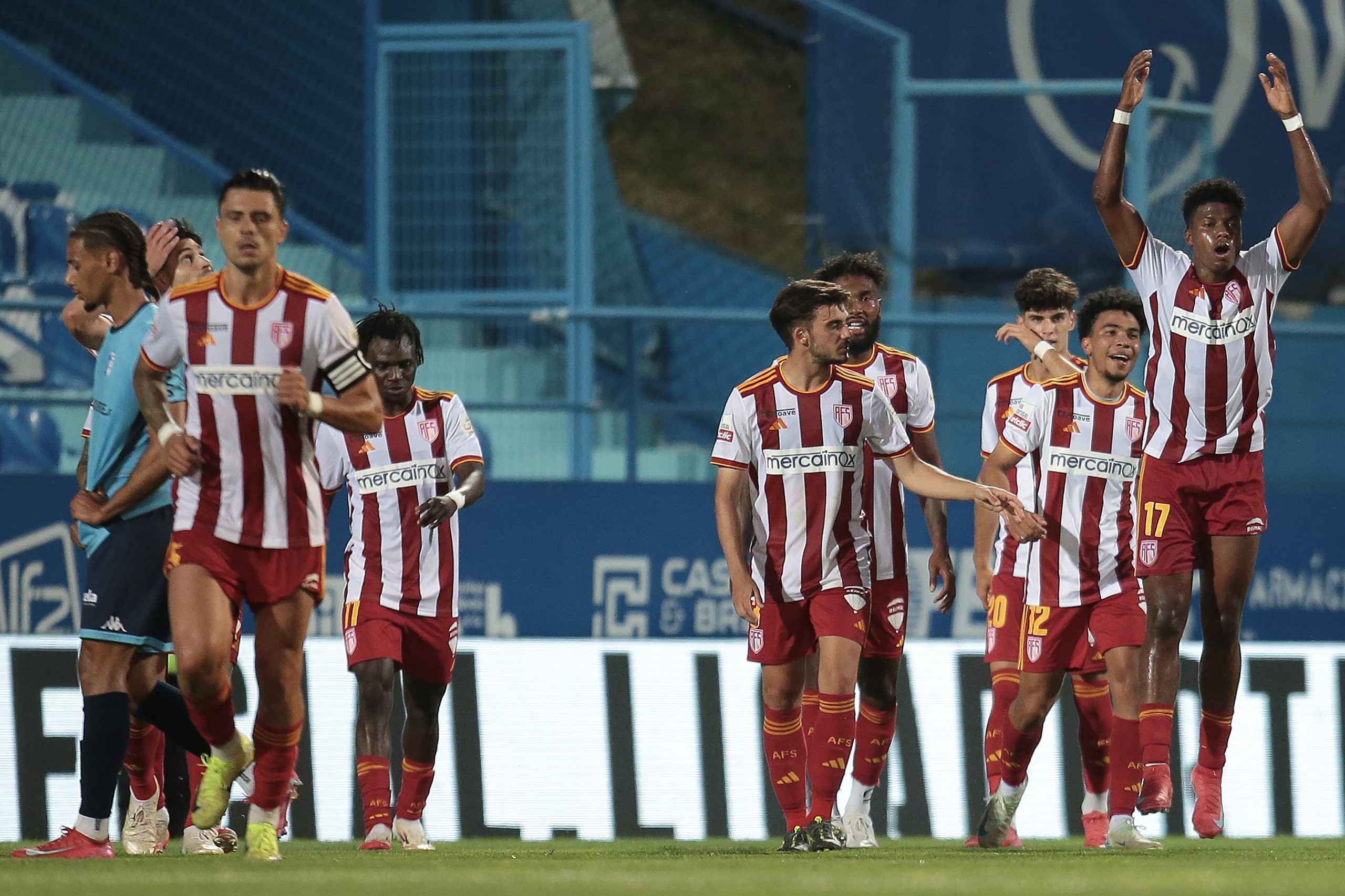 AVS empata com o Vizela e garante manutenção na I Liga de futebol