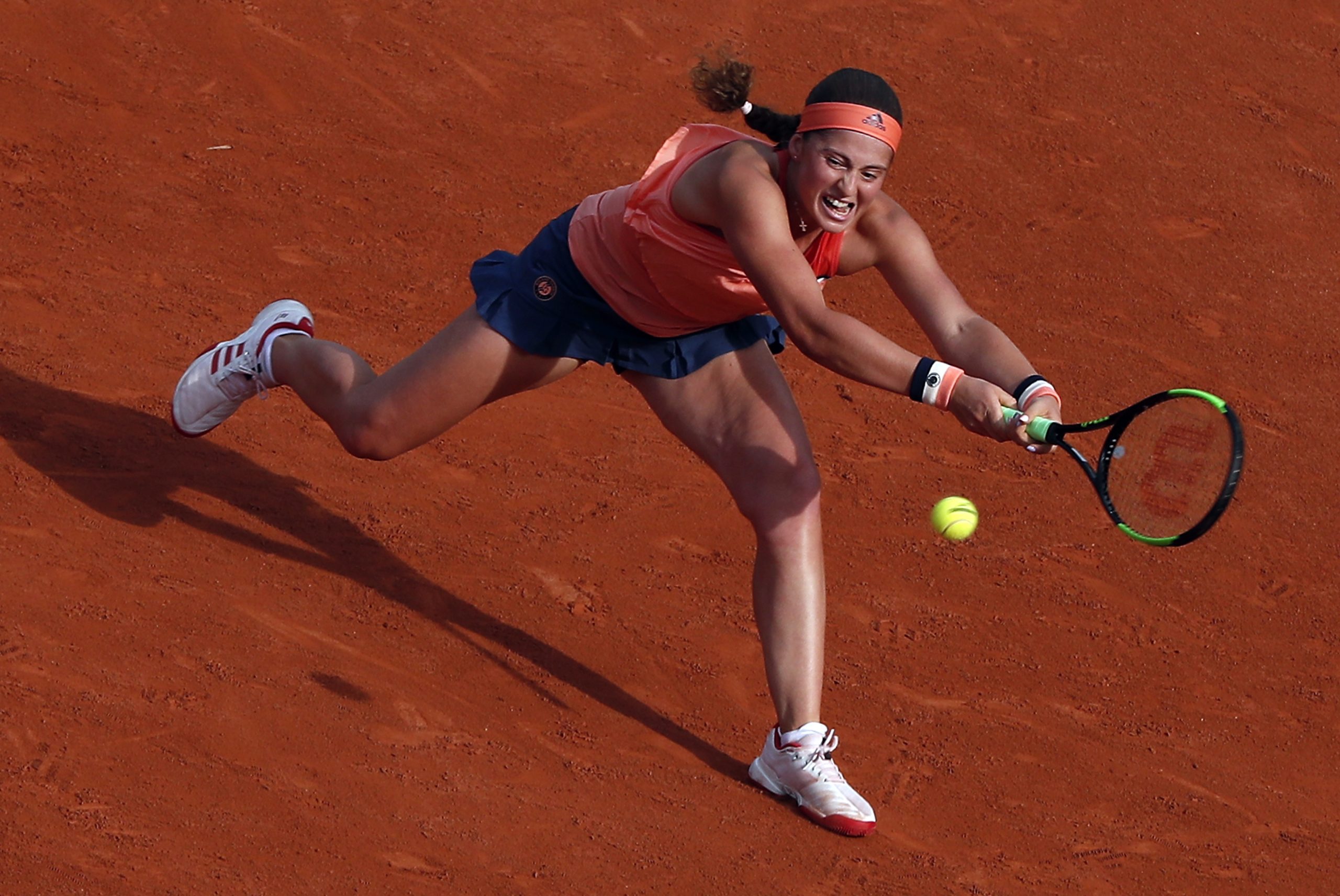 Campeã em título Ostapenko eliminada na primeira ronda de Roland Garros