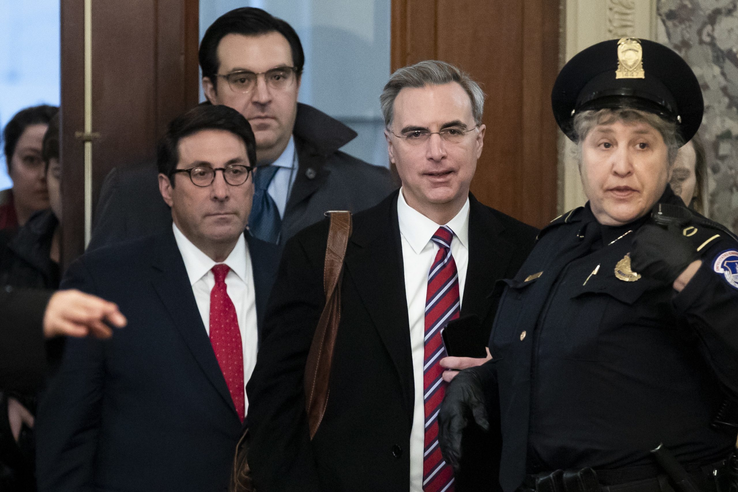 Impeachment: Começou a defesa de Trump, advogados do presidente dizem que “não fez nada de errado”