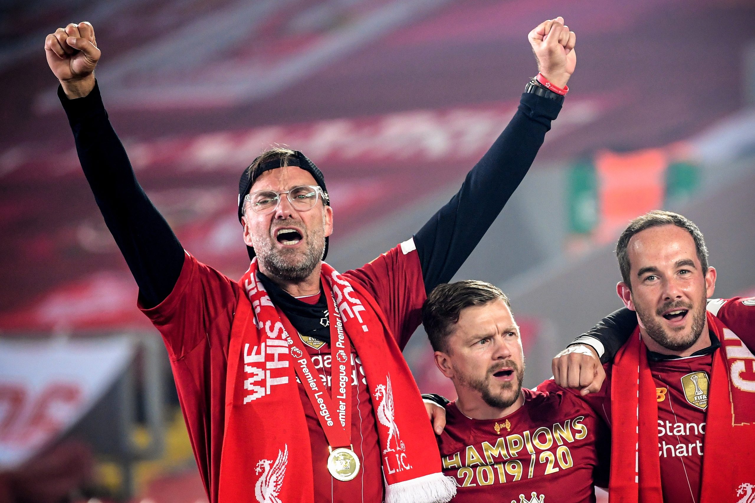 Jürgen Klopp vence prémio de melhor treinador da época em Inglaterra