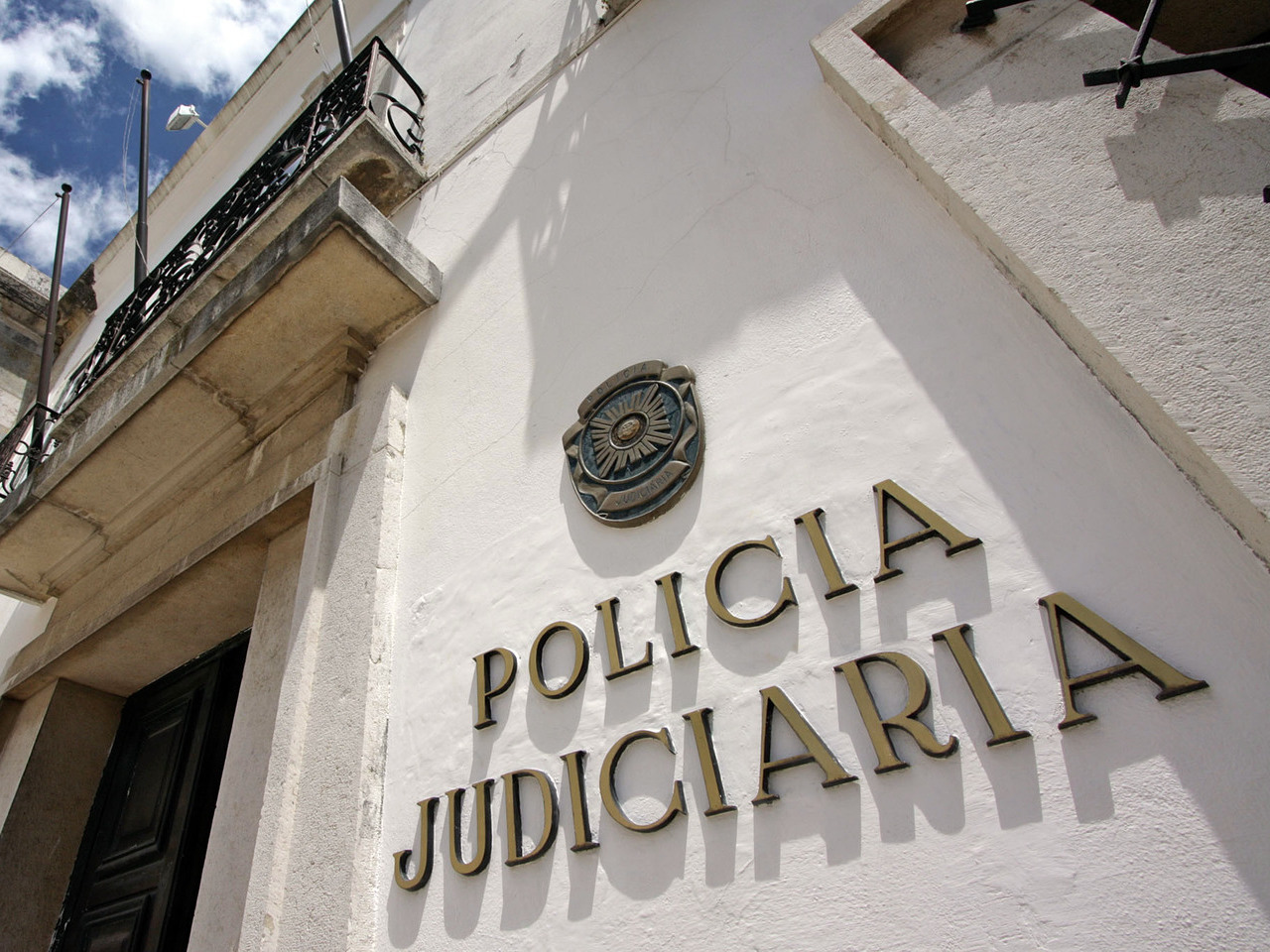 Caixa multibanco assaltada em Santiago do Cacém com explosão por gás