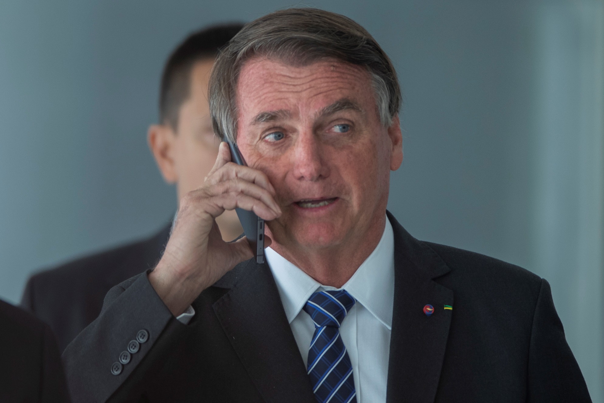 Facebook retira vídeo do presidente brasileiro sobre vacina e sida