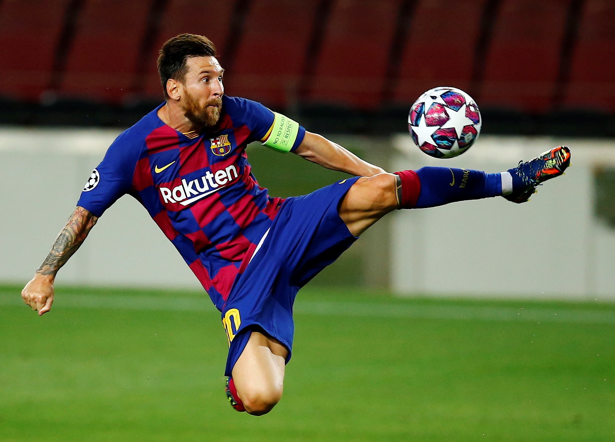 Messi tem “forte contusão”, mas está apto para defrontar o Bayern em Lisboa