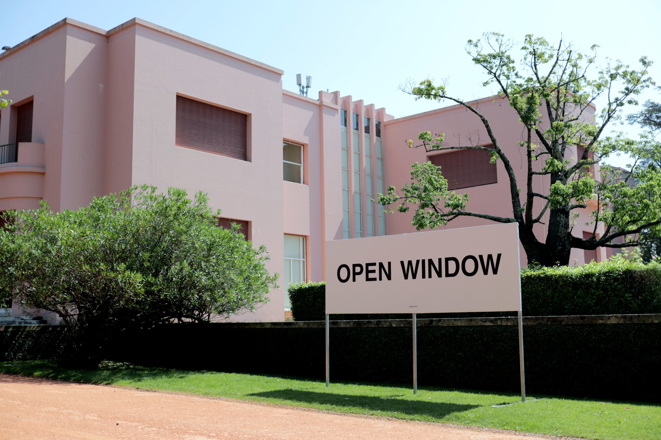 Serralves no Porto reabre na segunda-feira com uma exposição da fotografia de Jorge Molder