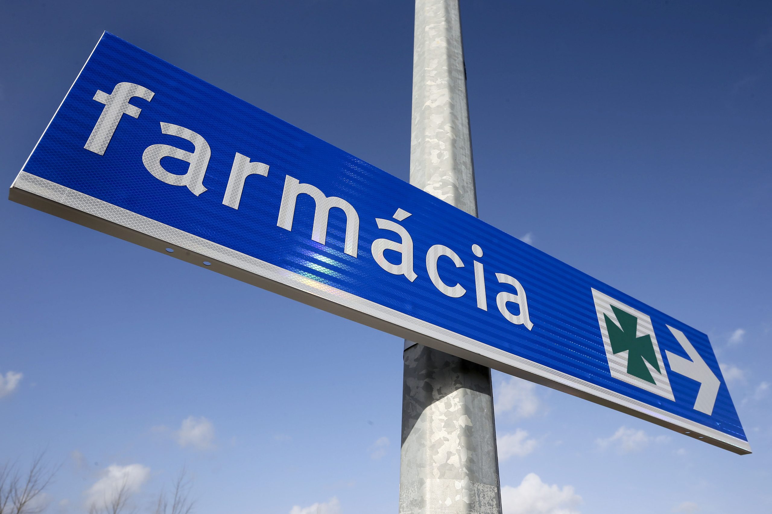 Farmacêuticos querem impedir farmácias em hospitais