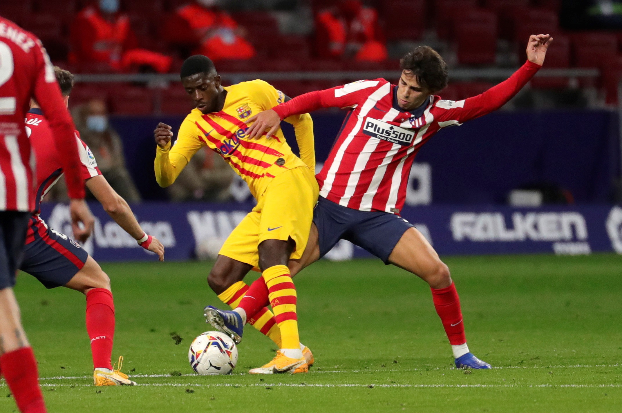Atlético Madrid agrava crise do FC Barcelona e iguala Real Sociedad na frente