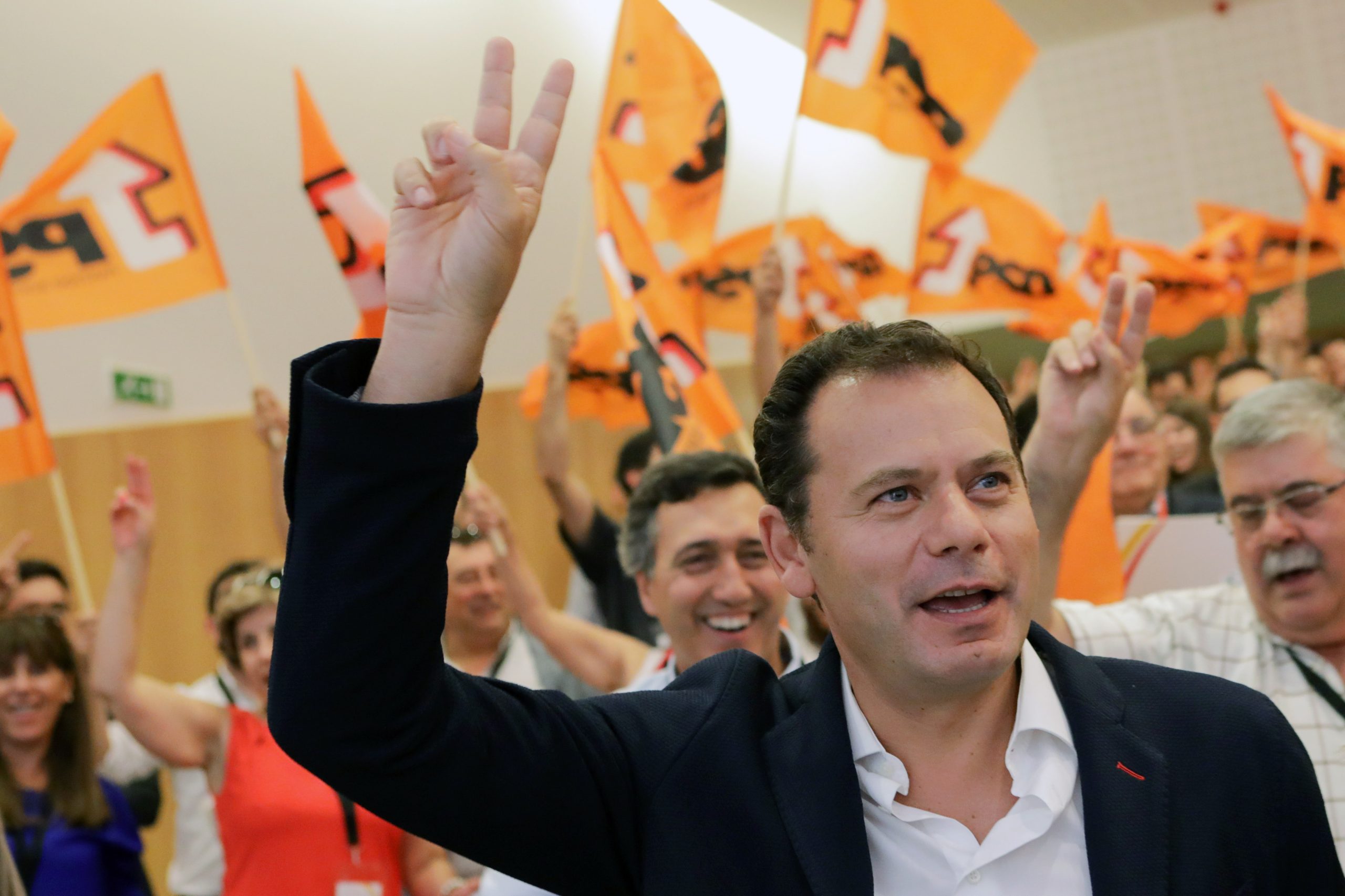 PSD. Montenegro considera que Negrão tem condições para ser “um bom líder parlamentar”