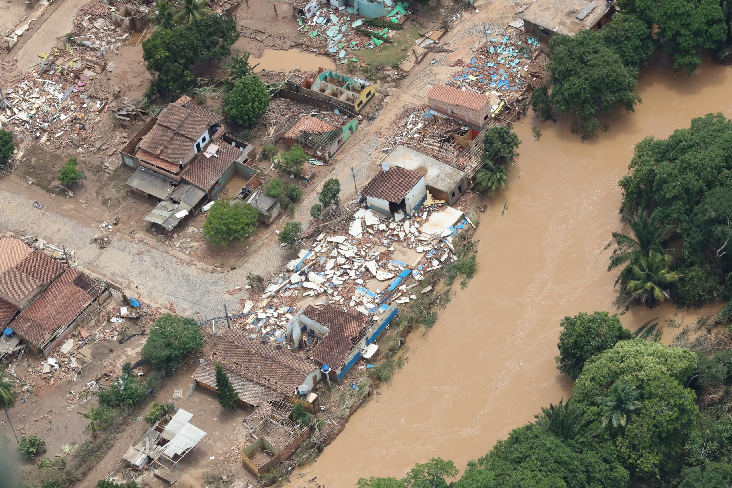 Mortos devido ao mau tempo no nordeste do Brasil sobem para 18 desde novembro