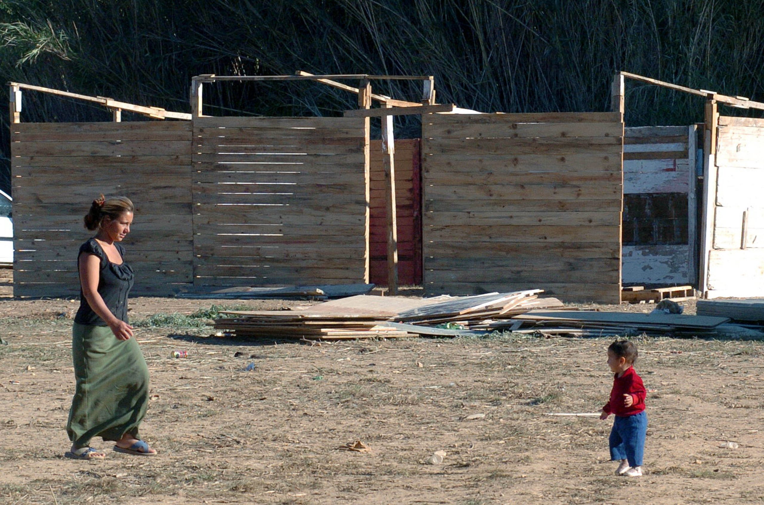 Comité Europeu conclui que Portugal não cumpriu decisões europeias depois de queixa sobre direitos de habitação na comunidade cigana