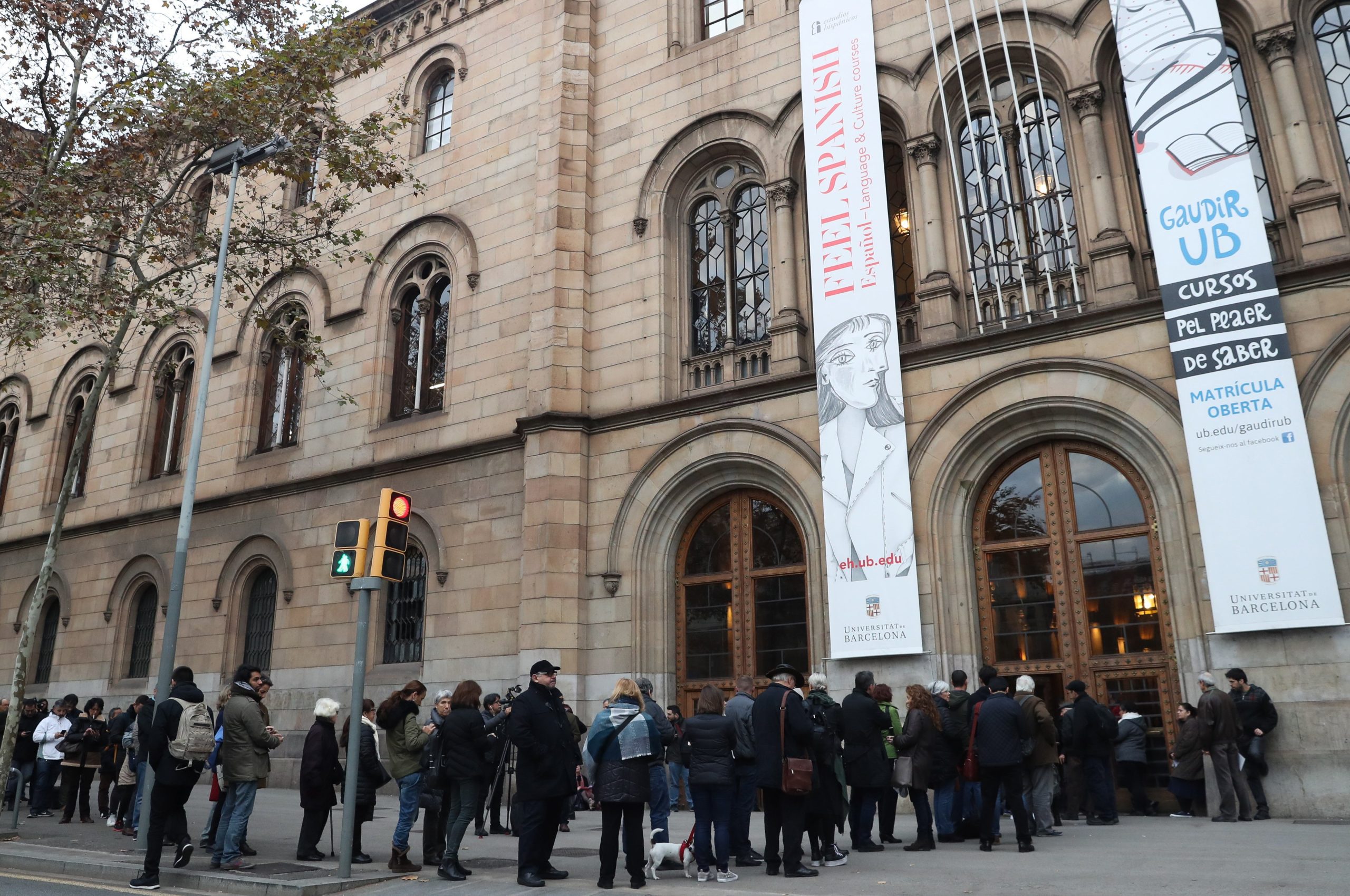 Processo eleitoral na Catalunha já começou e prolonga-se até às 20h00 locais