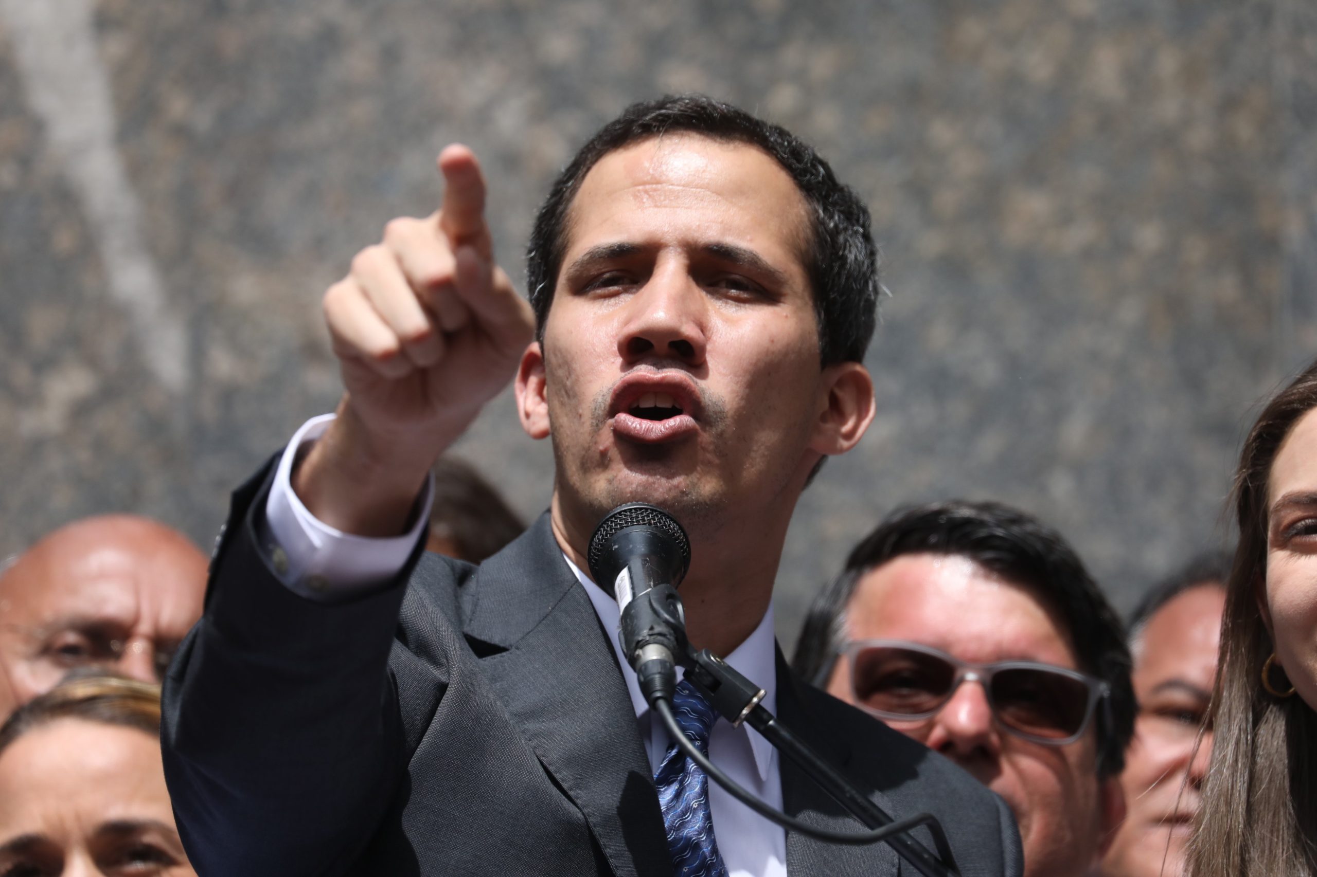 Venezuela: Guaidó diz que não se prestará a “falso diálogo” com Maduro