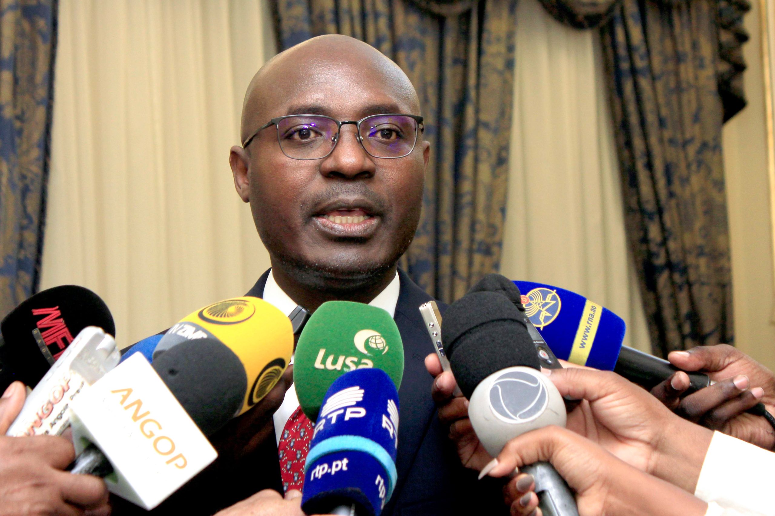Rafael Marques diz que visita de Biden “é simbólica”, mas não vai resolver fome em Angola