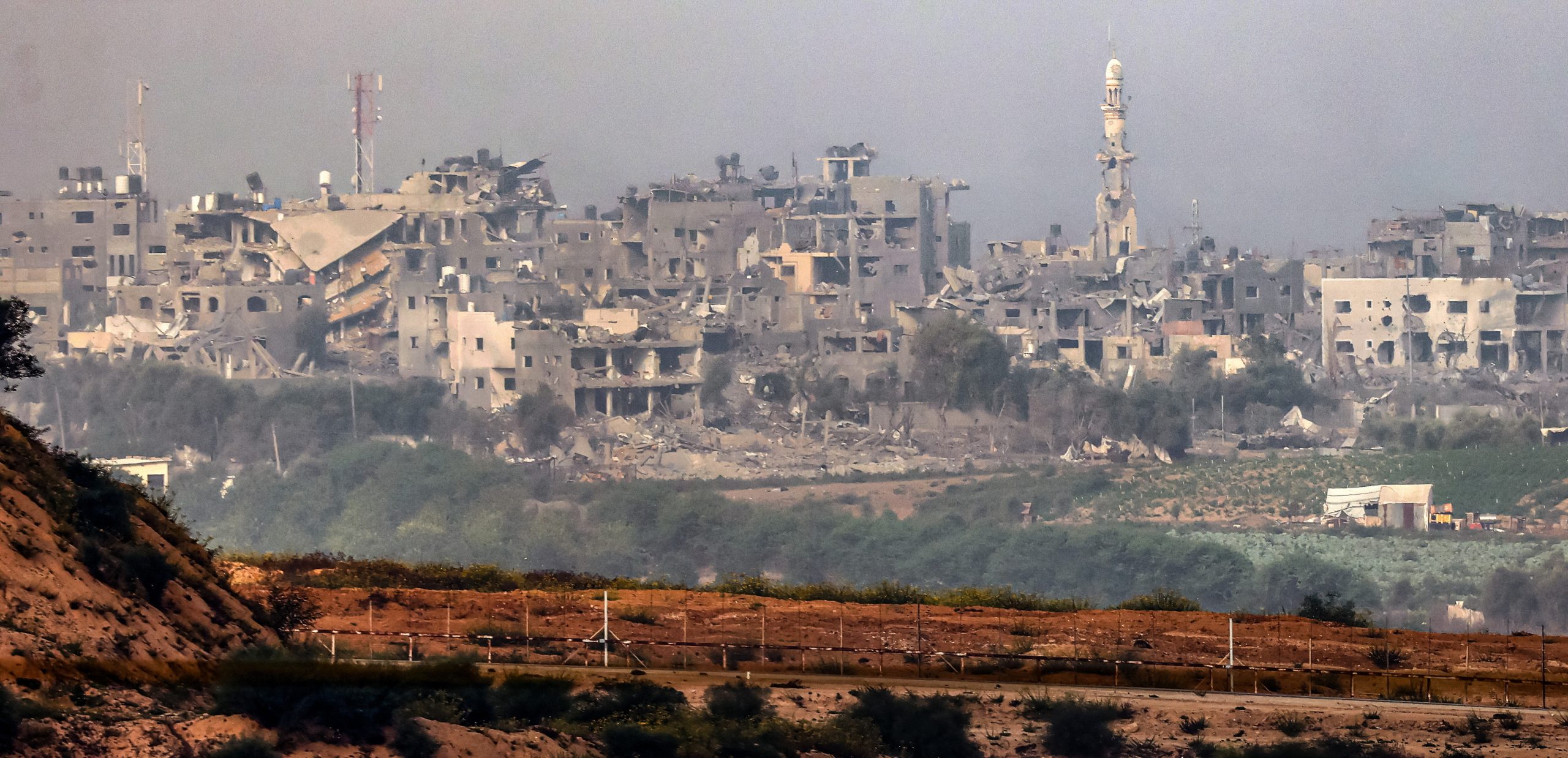 Erdogan pede a Israel para “acabar com esta loucura” e pôr termo aos ataques