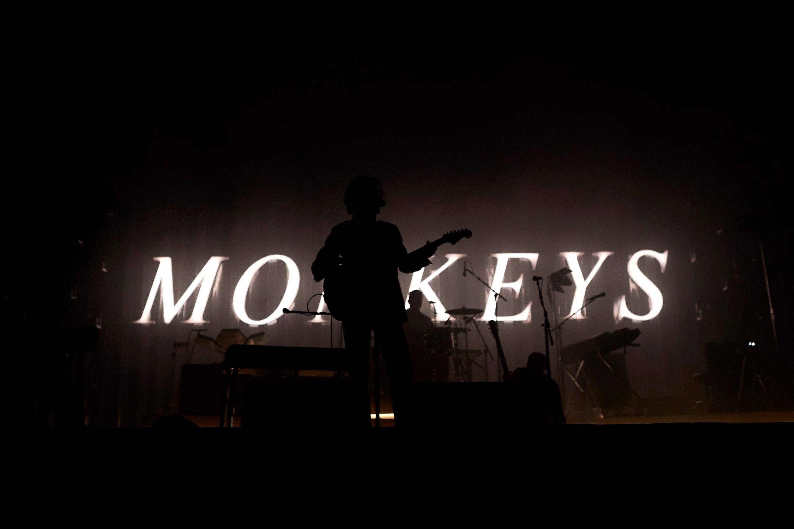 Regresso dos Arctic Monkeys a Portugal marca hoje arranque da 12.ª edição do NOS Alive