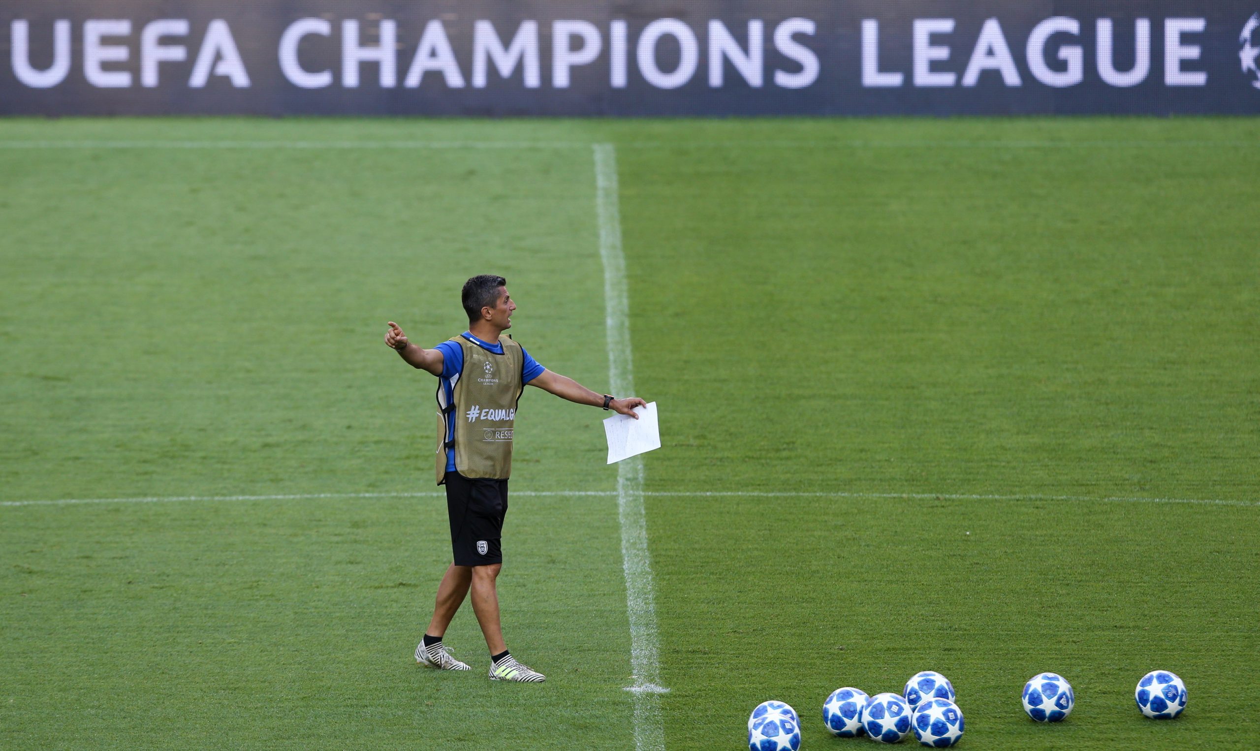“As hipóteses são 50-50”. Treinador do PAOK recusa atribuir favoritismo ao Benfica antes de embate do ‘play-off’ da Liga dos Campeões