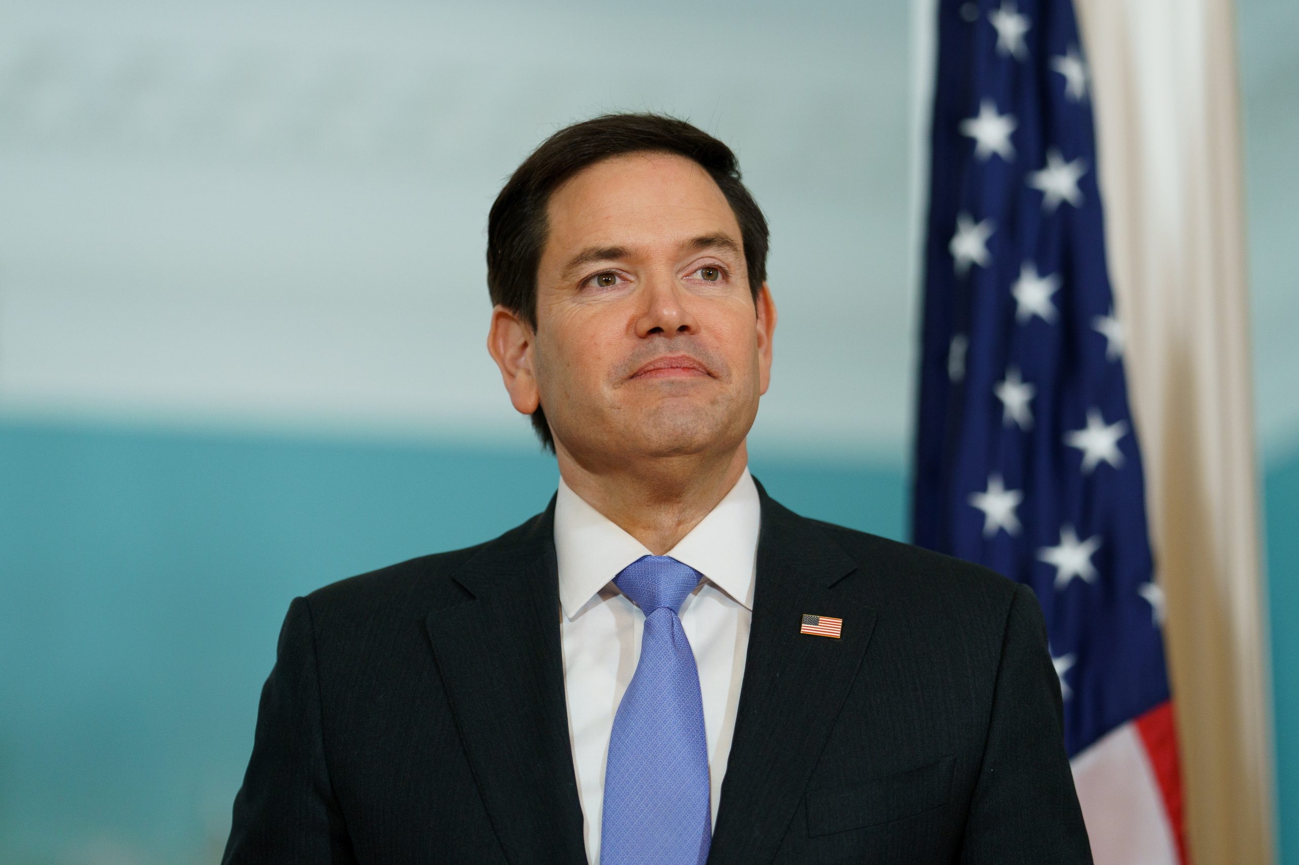Rubio admite “grande erro” em falha de segurança sobre planos de ataque aos Huthis