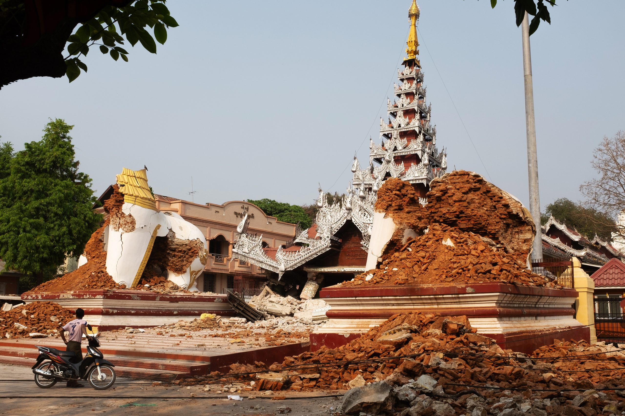 70% da cidade birmanesa de Sagaing perto do epicentro do sismo está destruída