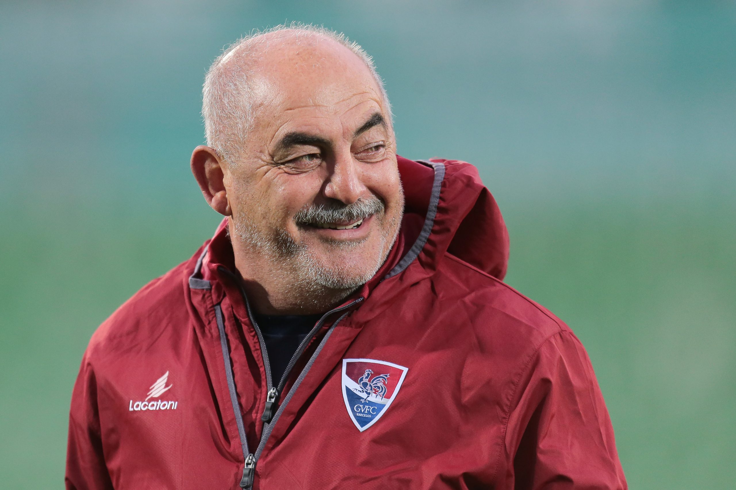 Vítor Oliveira critica ausência de preparação prolongada para a retoma da I Liga