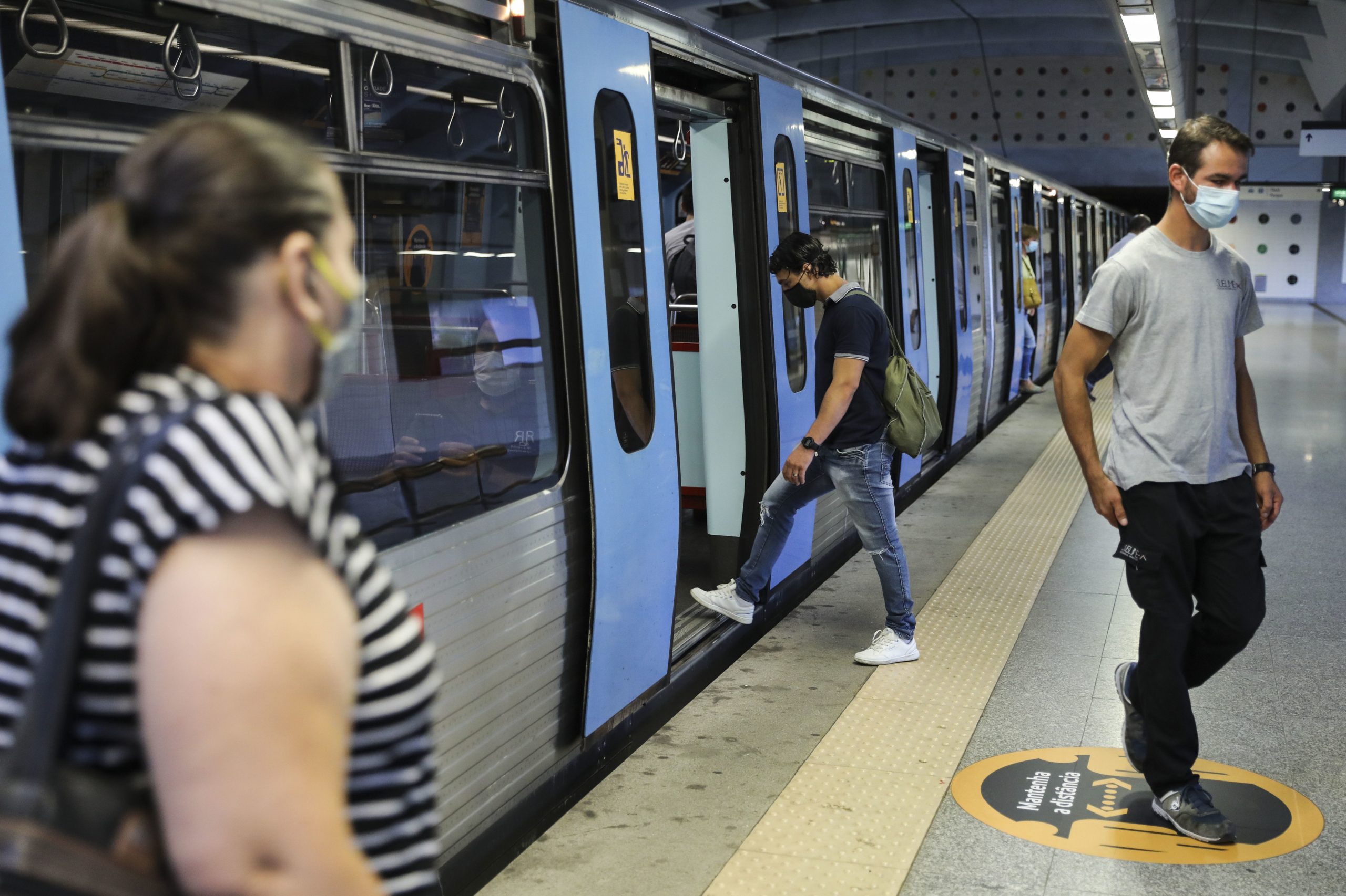 Metro de Lisboa regista perda de cerca de 51% na procura em 2020