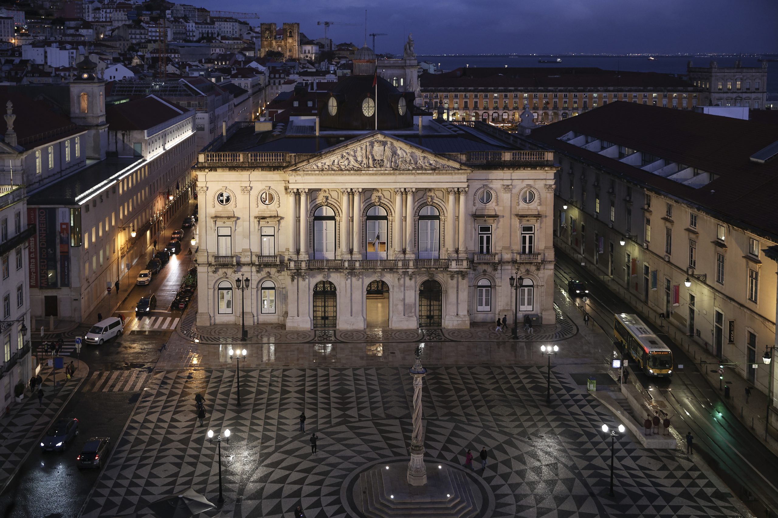 Departamento Jurídico da Câmara de Lisboa afasta irregularidades na composição do executivo