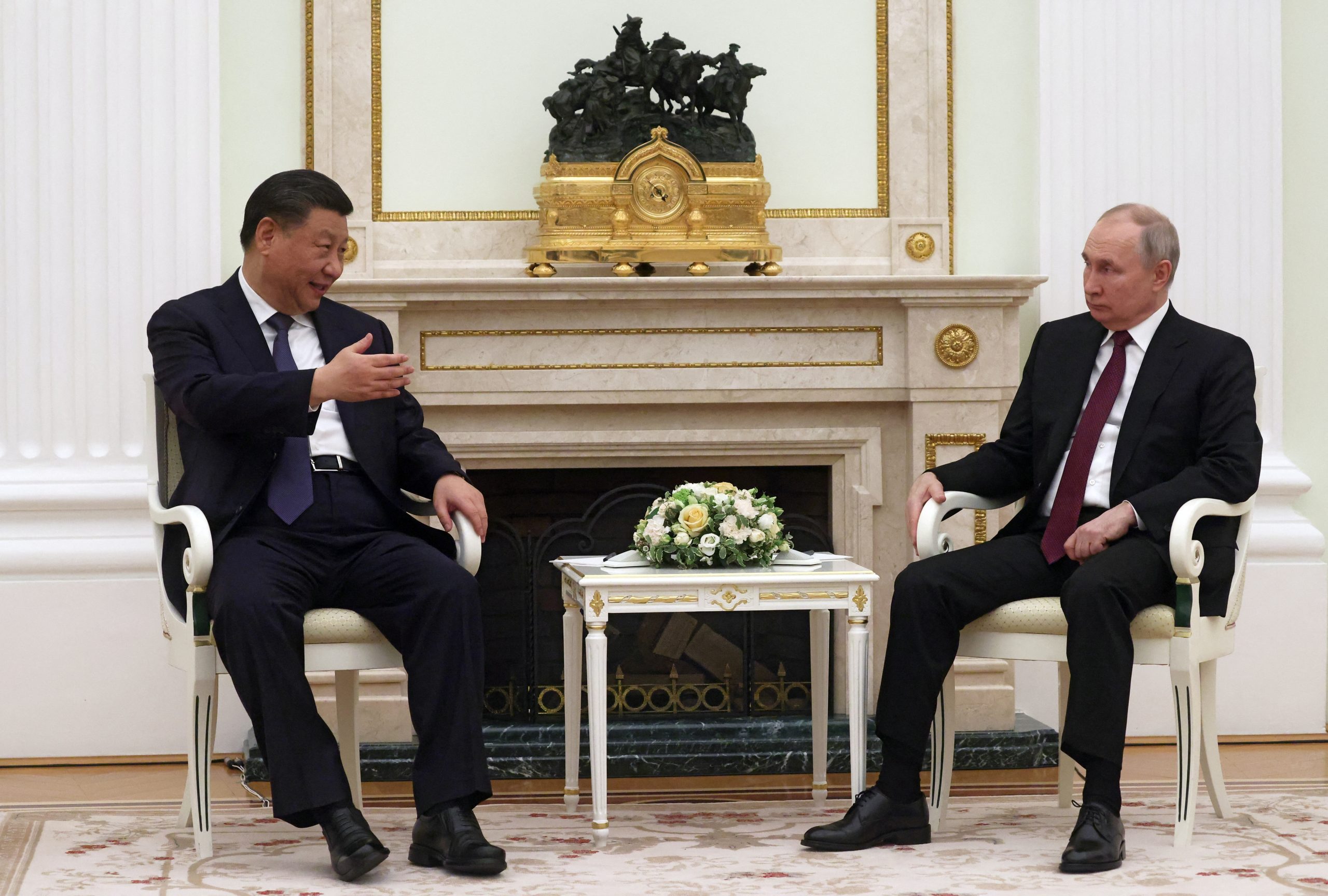 “As empresas russas são capazes de satisfazer a crescente procura de energia da China”, garante Putin a Xi