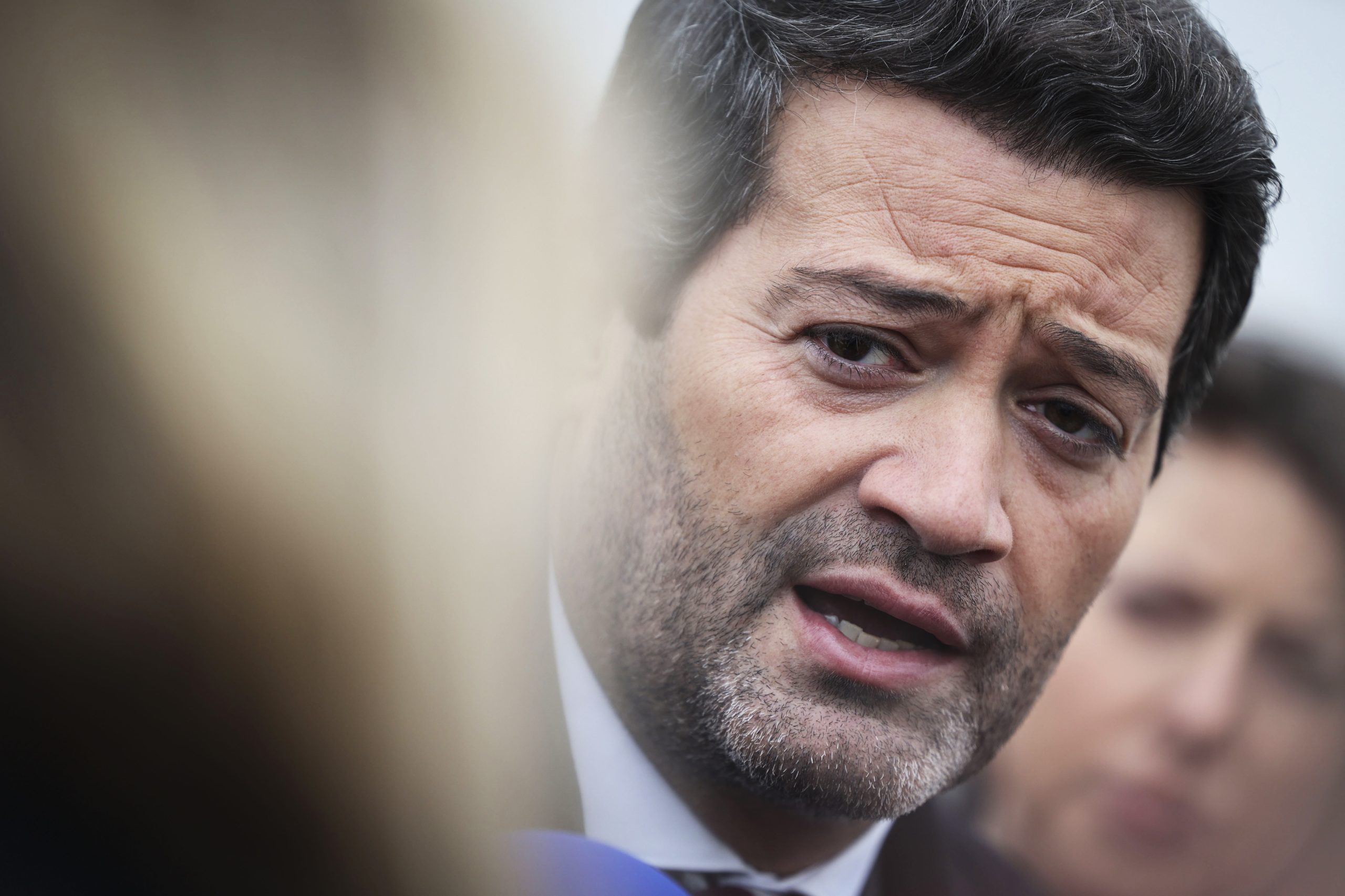 Ventura defende que Albuquerque deve sair “o mais rápido possível” do executivo da Madeira