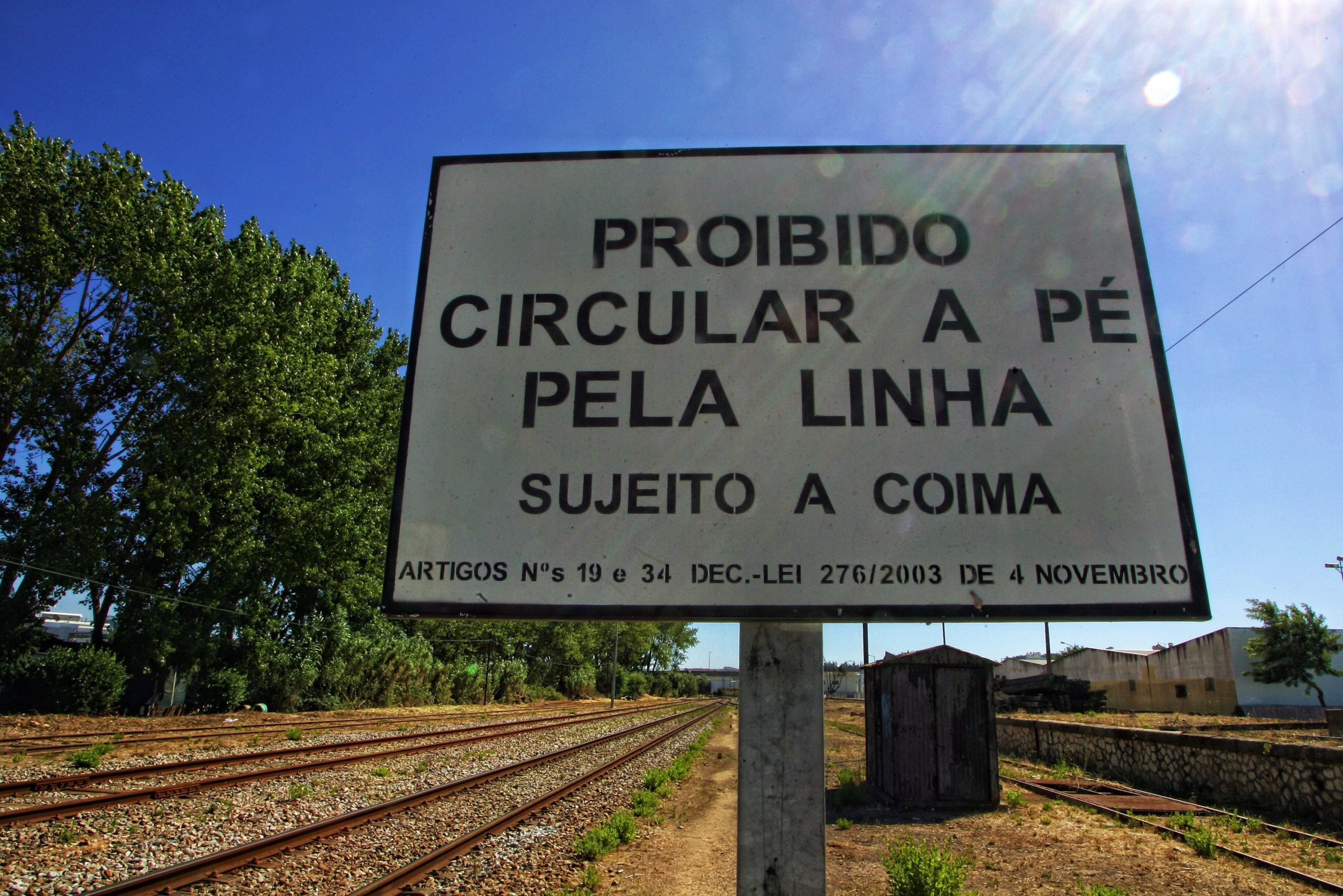Prolongado encerramento a comboios em troço da Linha do Oeste