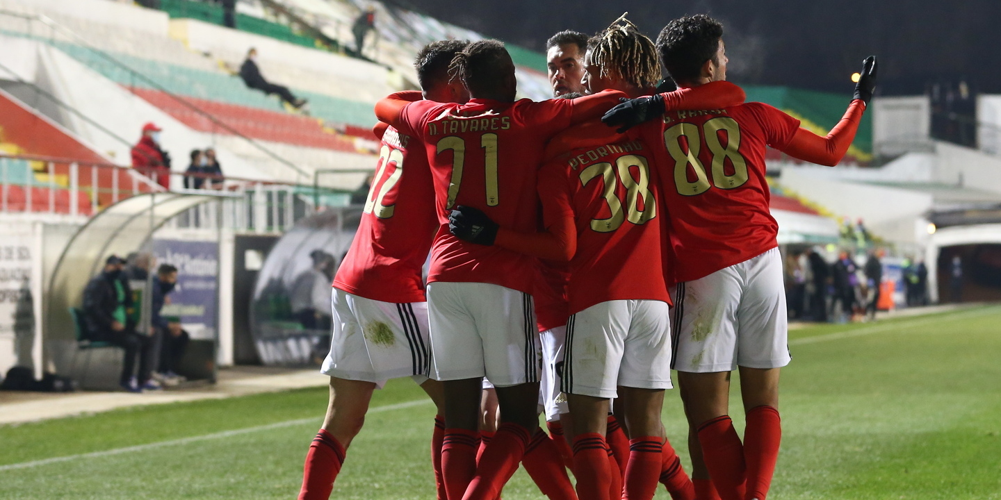 É oficial. Benfica recebe Arsenal em Roma, para a Liga Europa