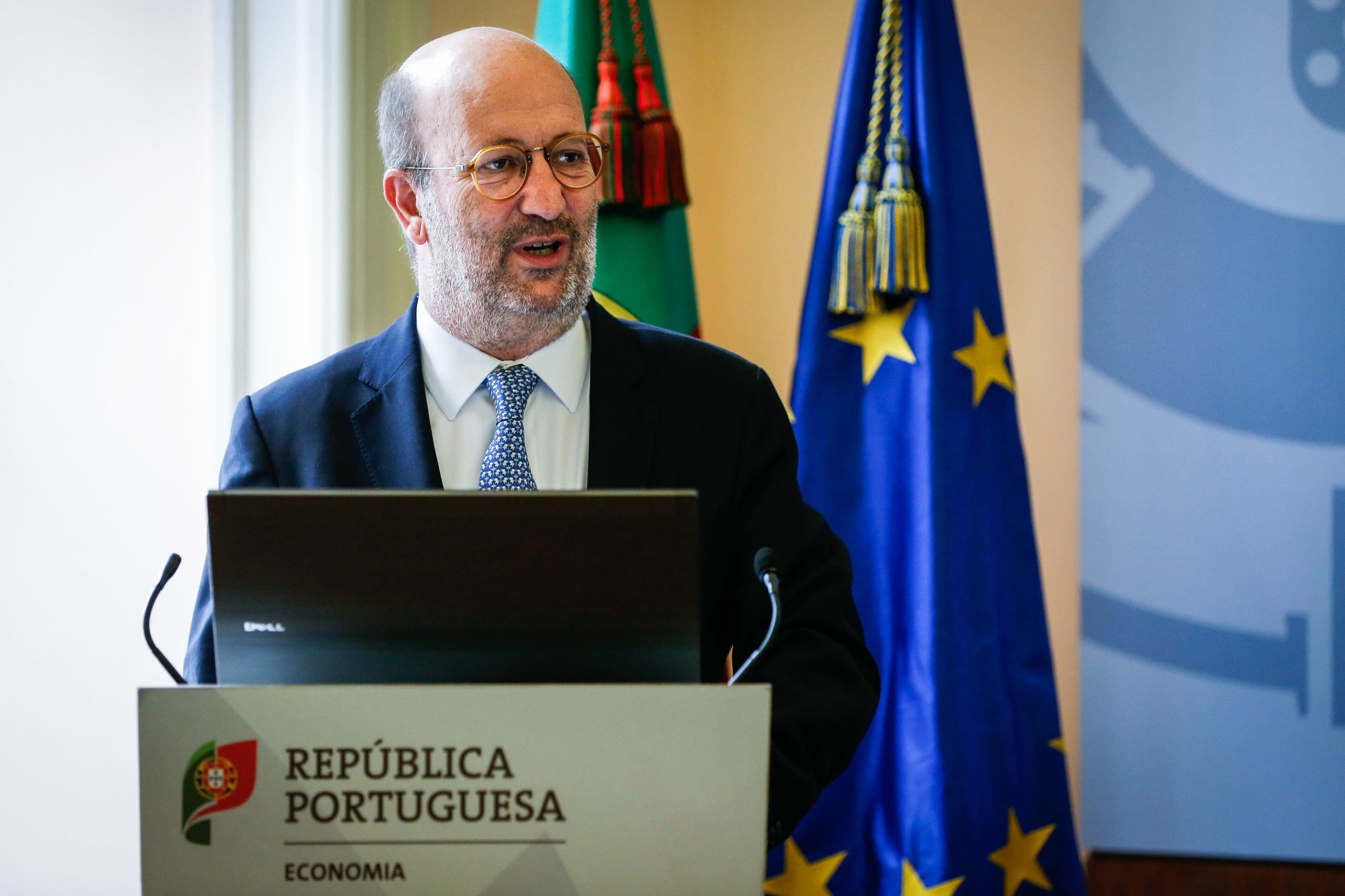 Governo divulga “no próximo mês” novo nome para a ERSE, anuncia Matos Fernandes