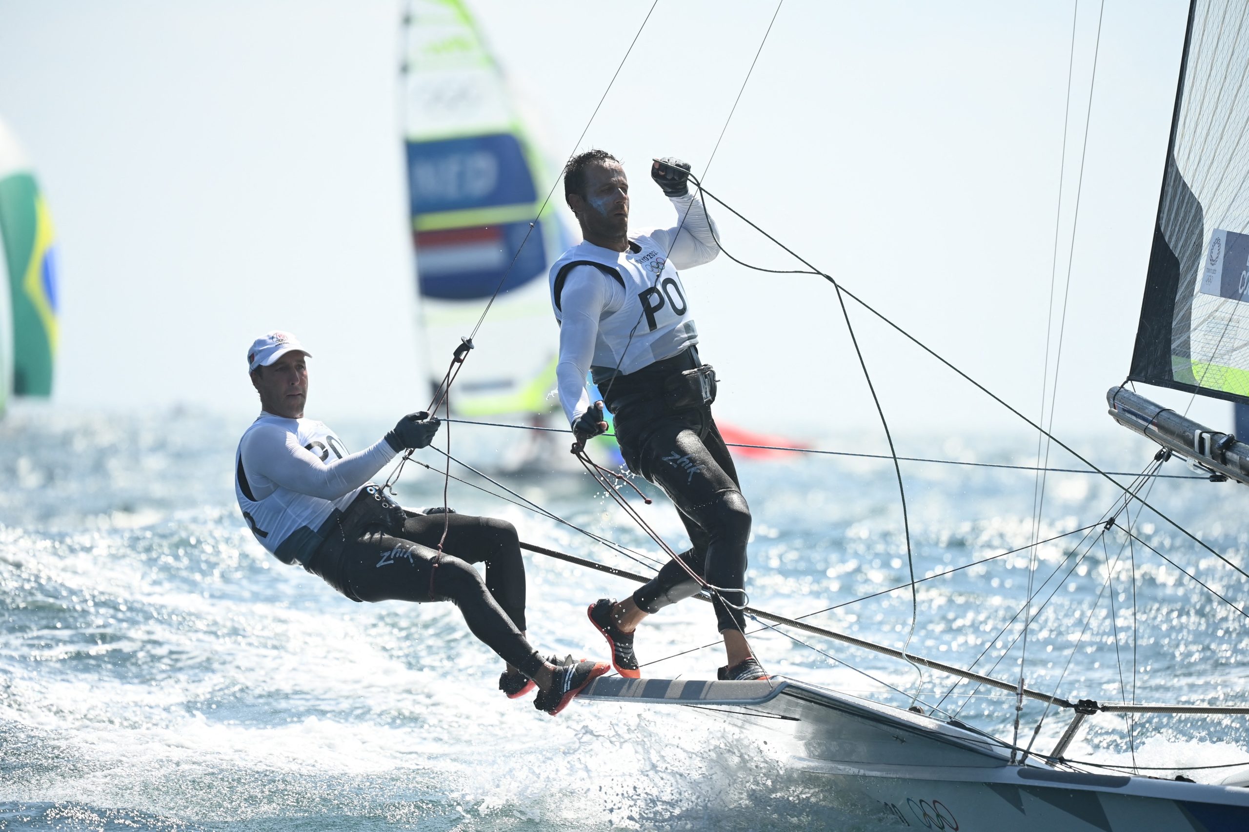 José Costa e Jorge Lima acabam em sétimo na vela 49er — e igualam Sydney2000