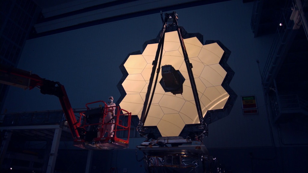 Telescópio espacial James Webb deteta galáxia mais distante do Universo