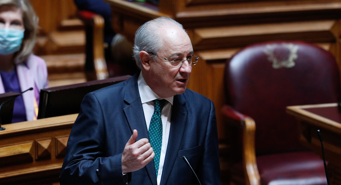 Rui Rio critica Governo por autorizar “comícios e manifestações de esquerda”