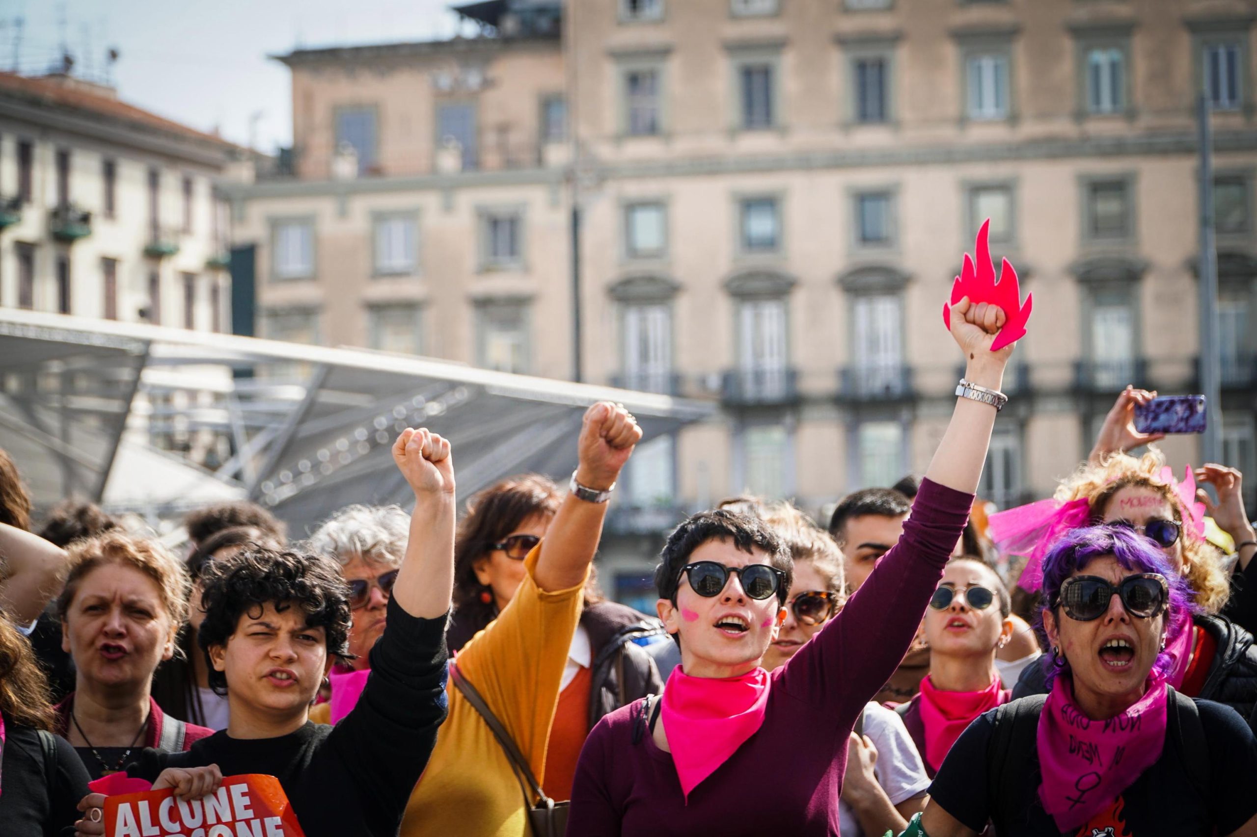Dia Internacional da Mulher assinalado no mundo por marchas, greves e apelos