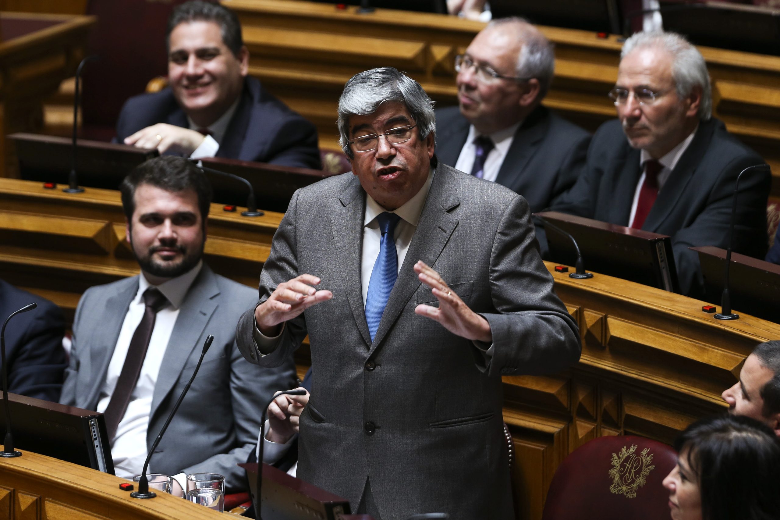 Ferro Rodrigues prevê parlamento na Internet e nas redes sociais