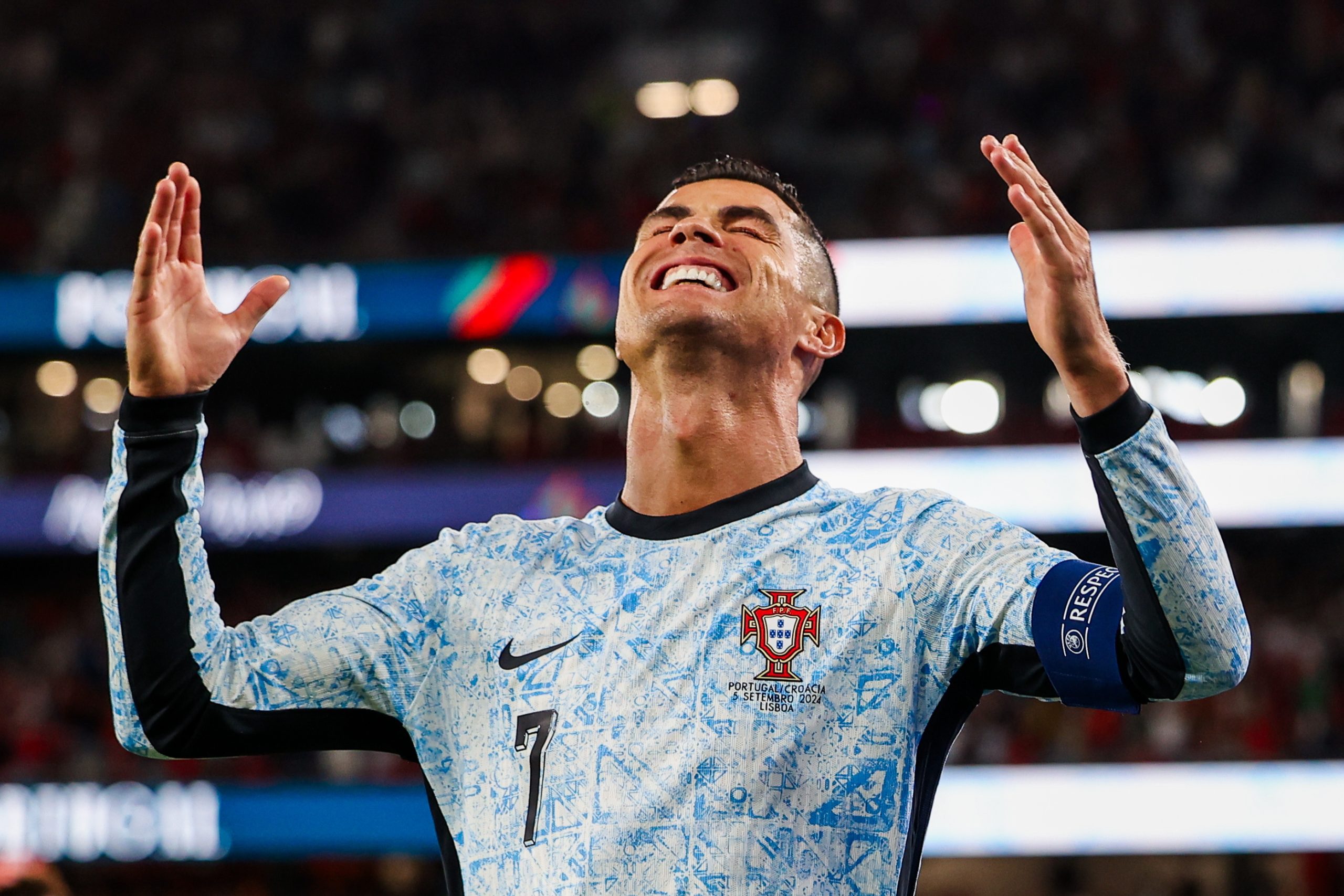 Cristiano Ronaldo atinge os 40 anos como “o maior goleador de sempre”