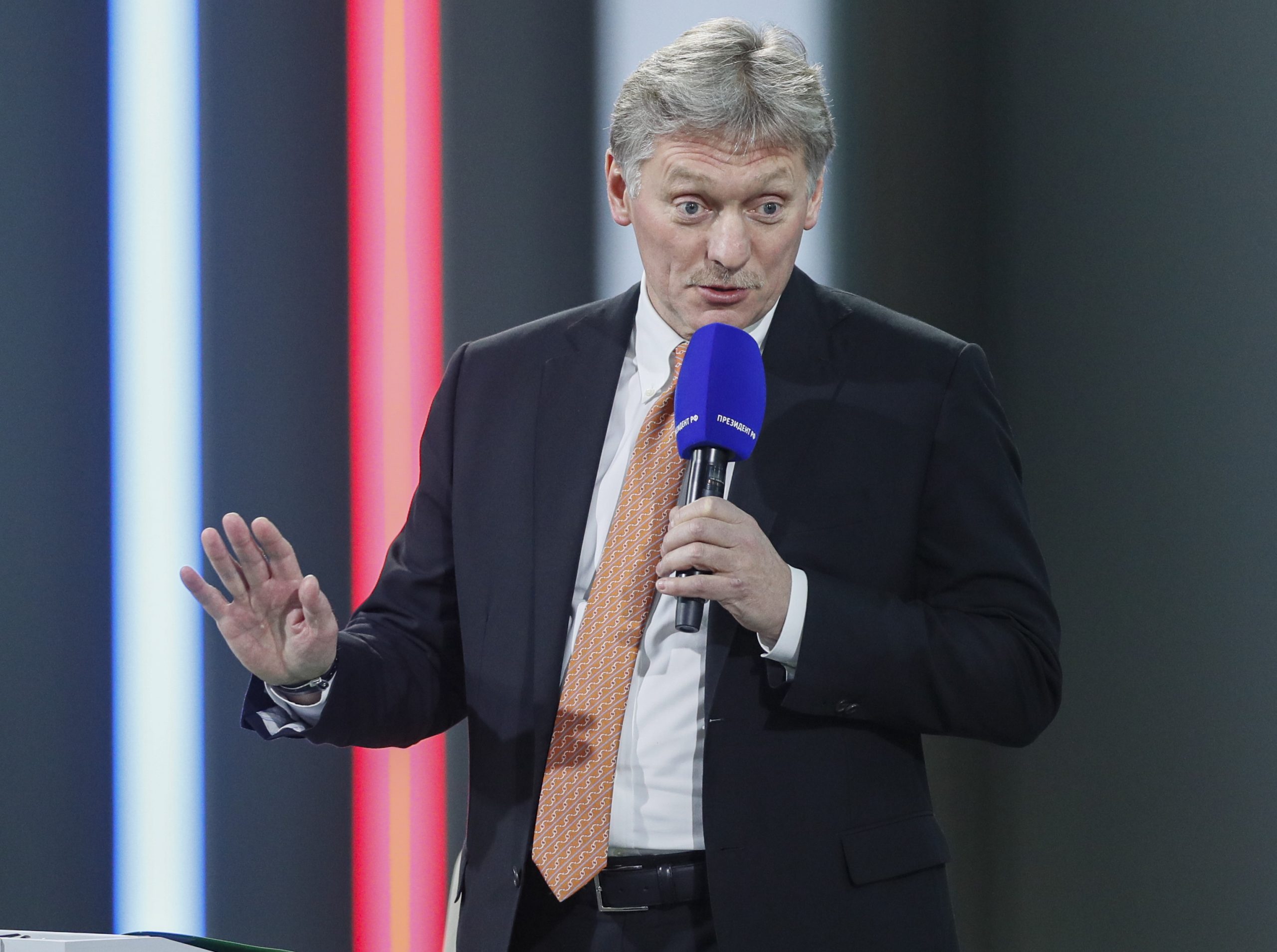 Kremlin promete julgar responsáveis por execução de soldados russos