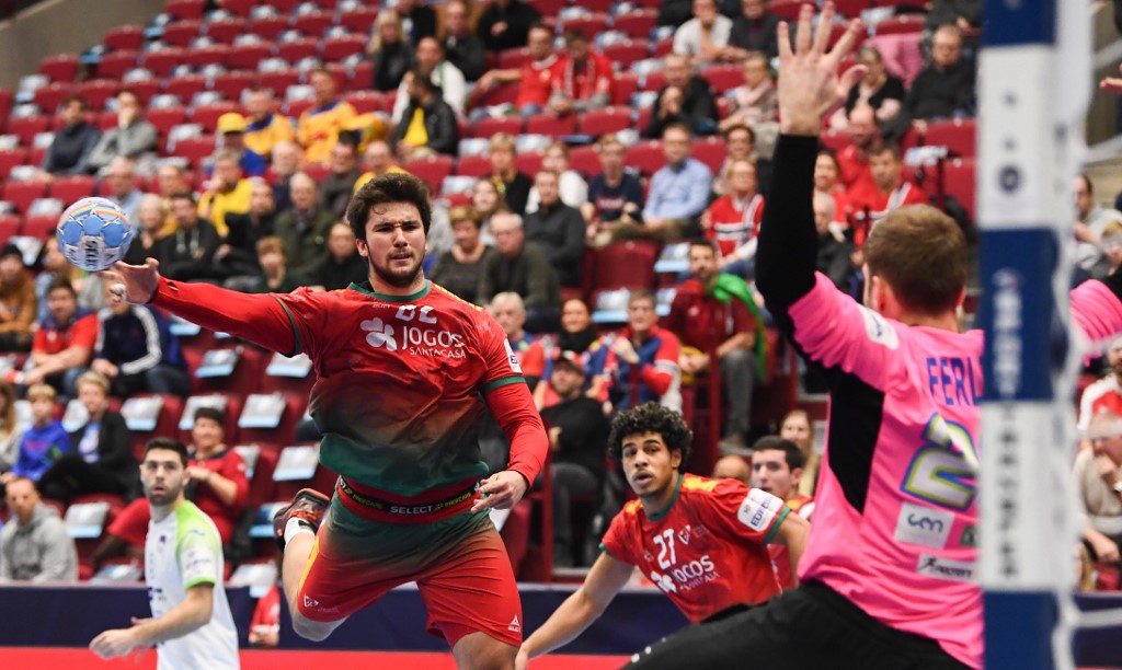 Andebol: Portugal perde com Eslovénia e fica afastado das ‘meias’ do Europeu