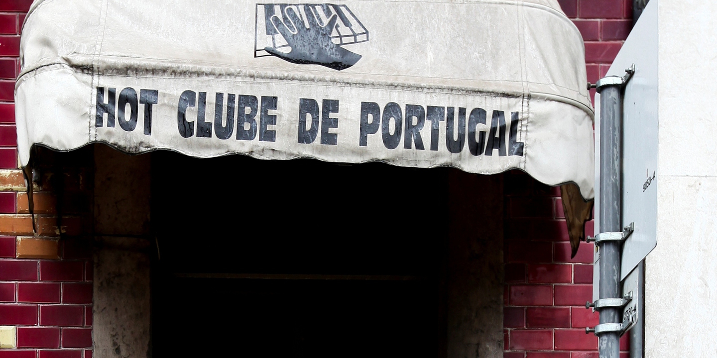 Covid-19: Hot Clube de Portugal e respetiva escola de jazz encerrados
