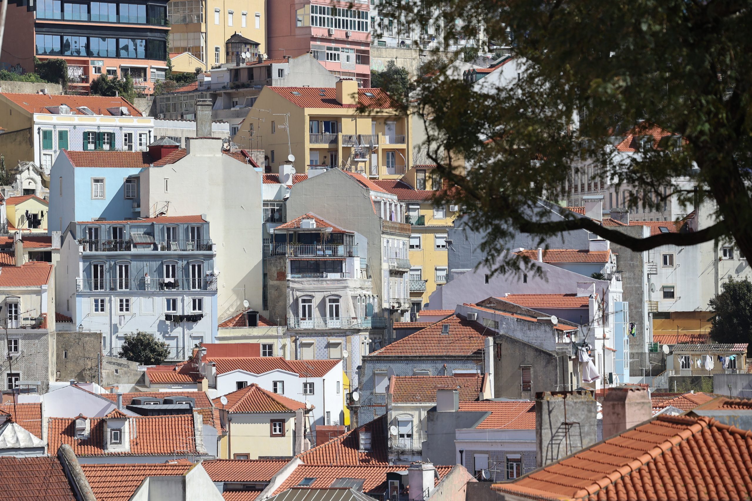 Juro implícito do crédito à habitação sobe para 2,829% em março, máximo desde 2009