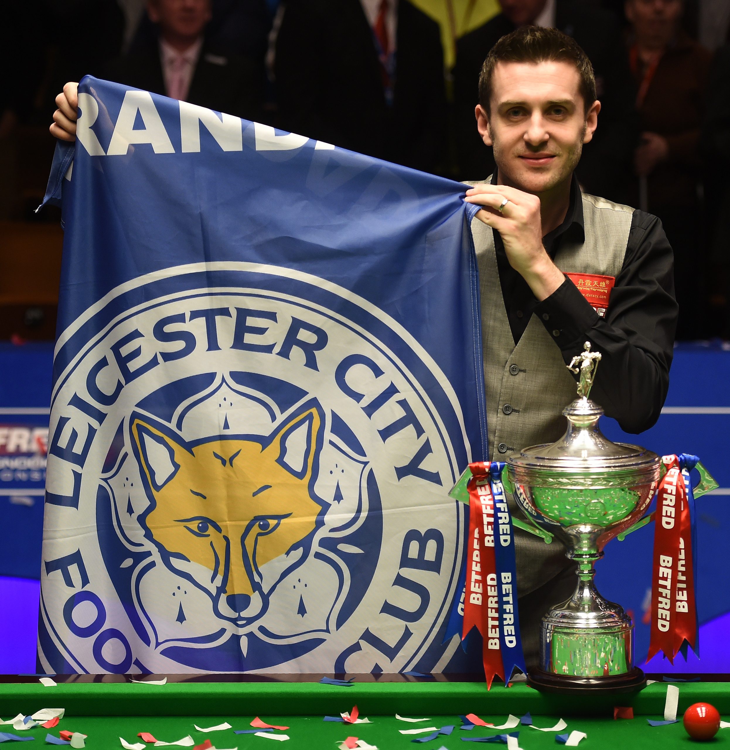 Mark Selby campeão do mundo de snooker pela terceira vez
