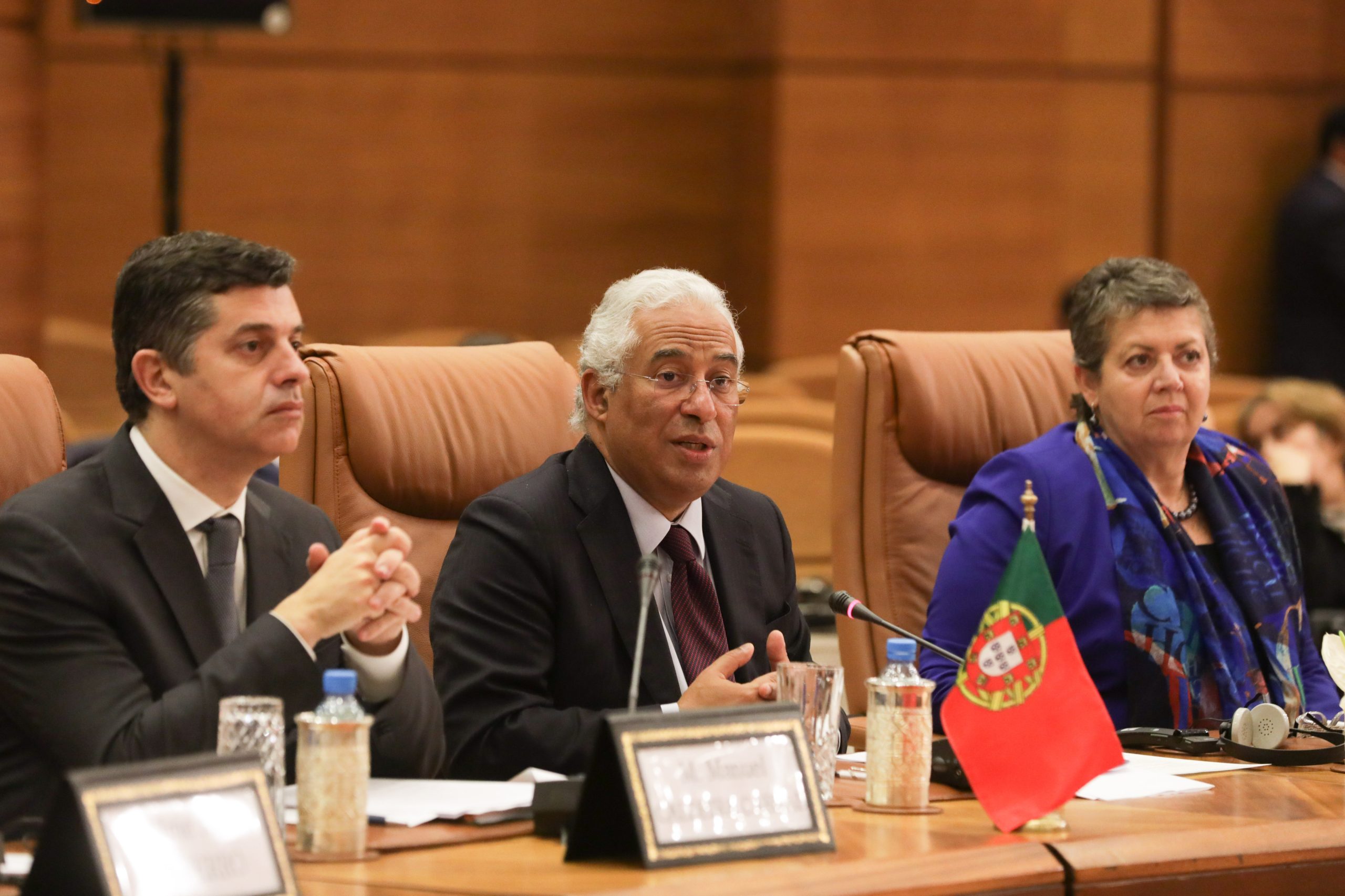 António Costa salienta que aumento do salário mínimo tem sido essencial para o crescimento económico