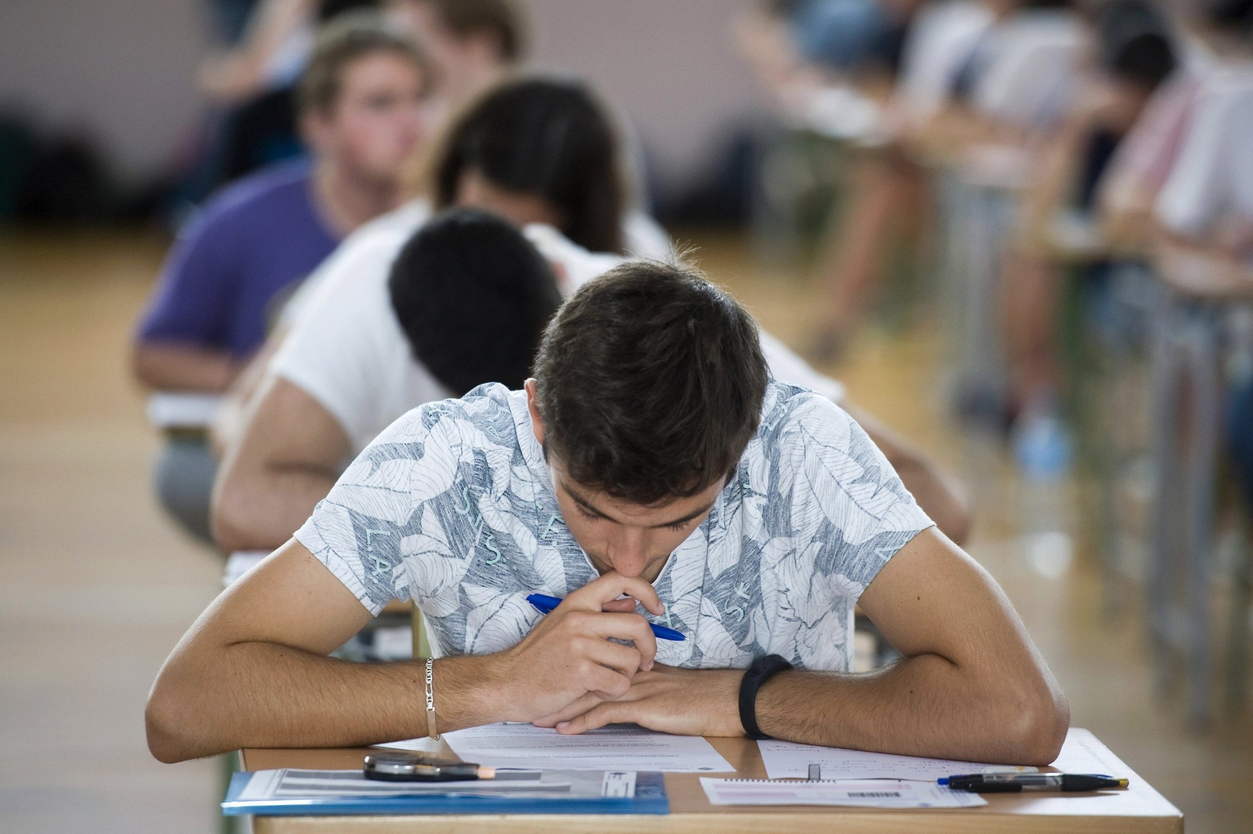 Esmagadora maioria dos jovens entre os 15 e 24 anos ainda vive com os pais