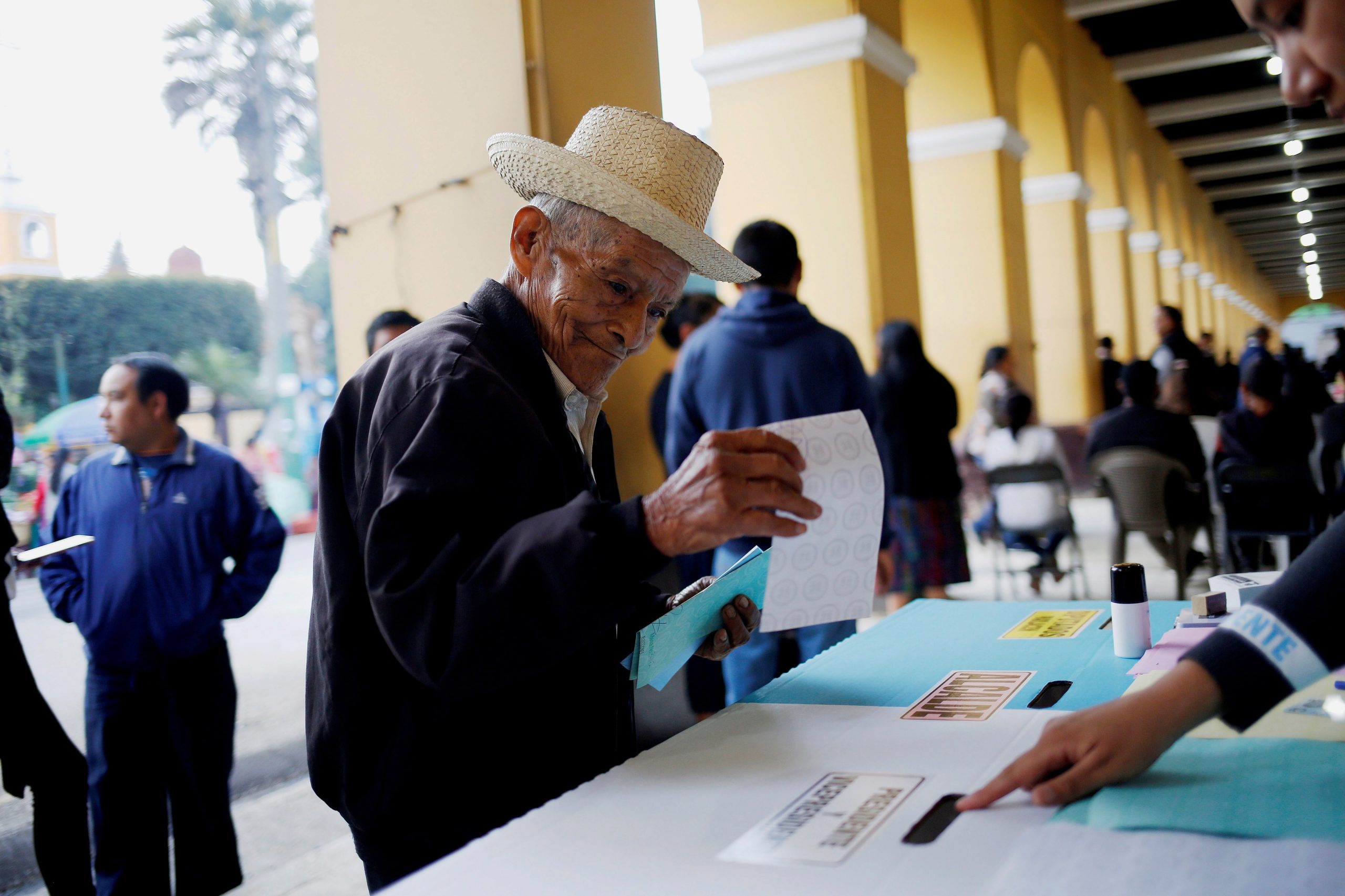 Guatemala vota hoje na segunda volta das presidenciais