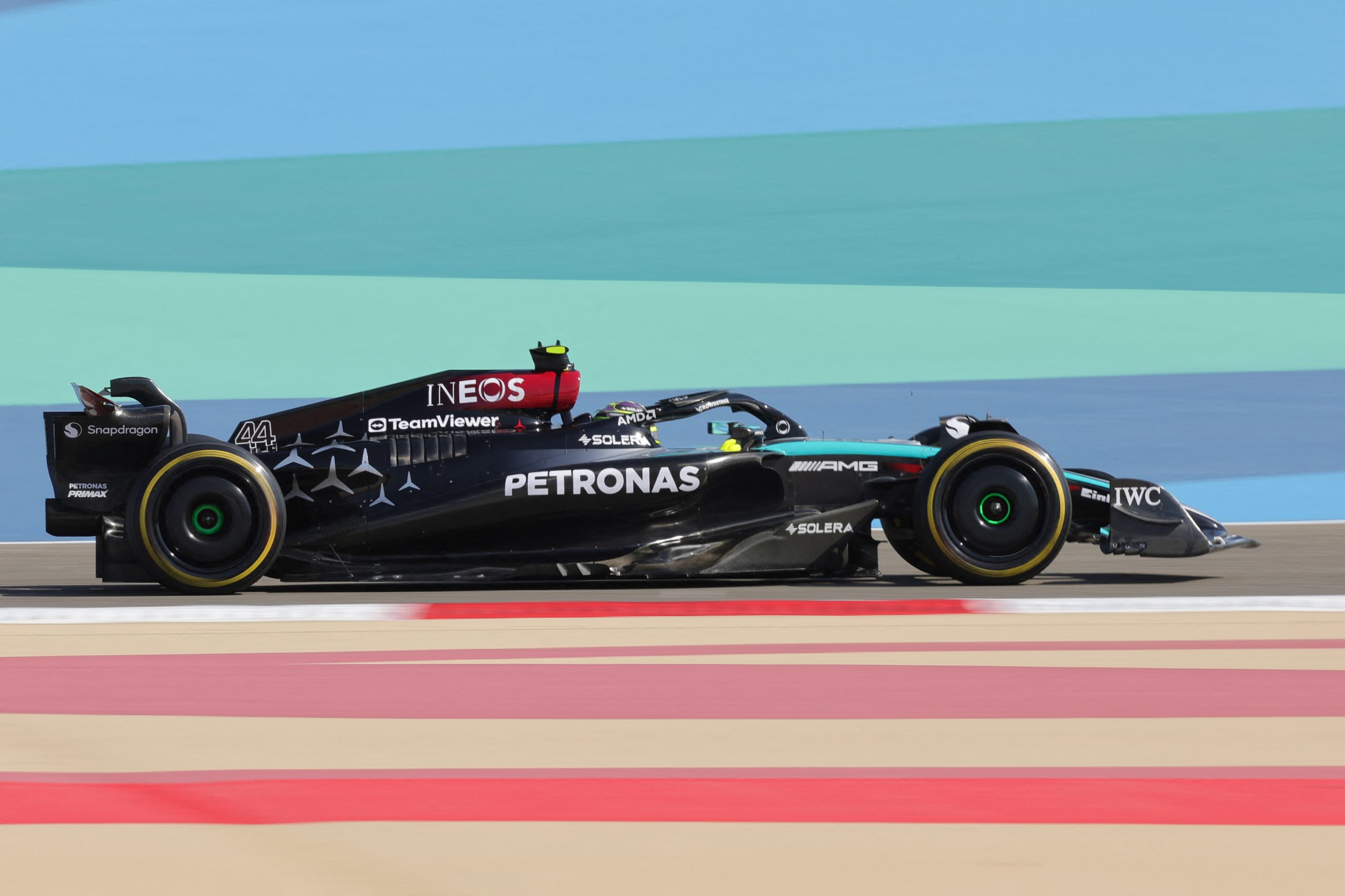 Hamilton conquista em Silverstone a 104.ª vitória na Fórmula 1